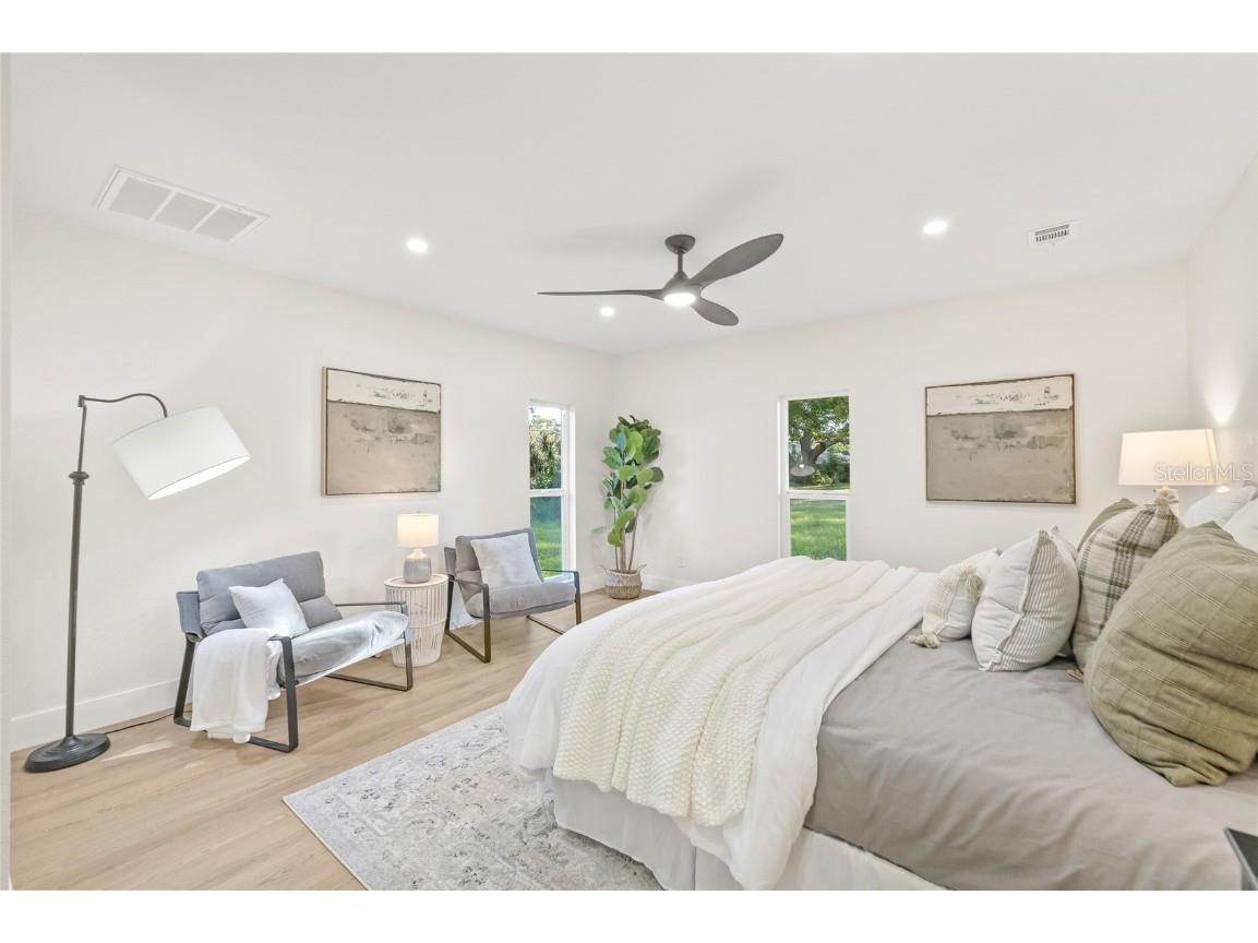 2615 Desoto Way S Saint Petersburg FL 33712 - Summit Lake TB8438978 image20