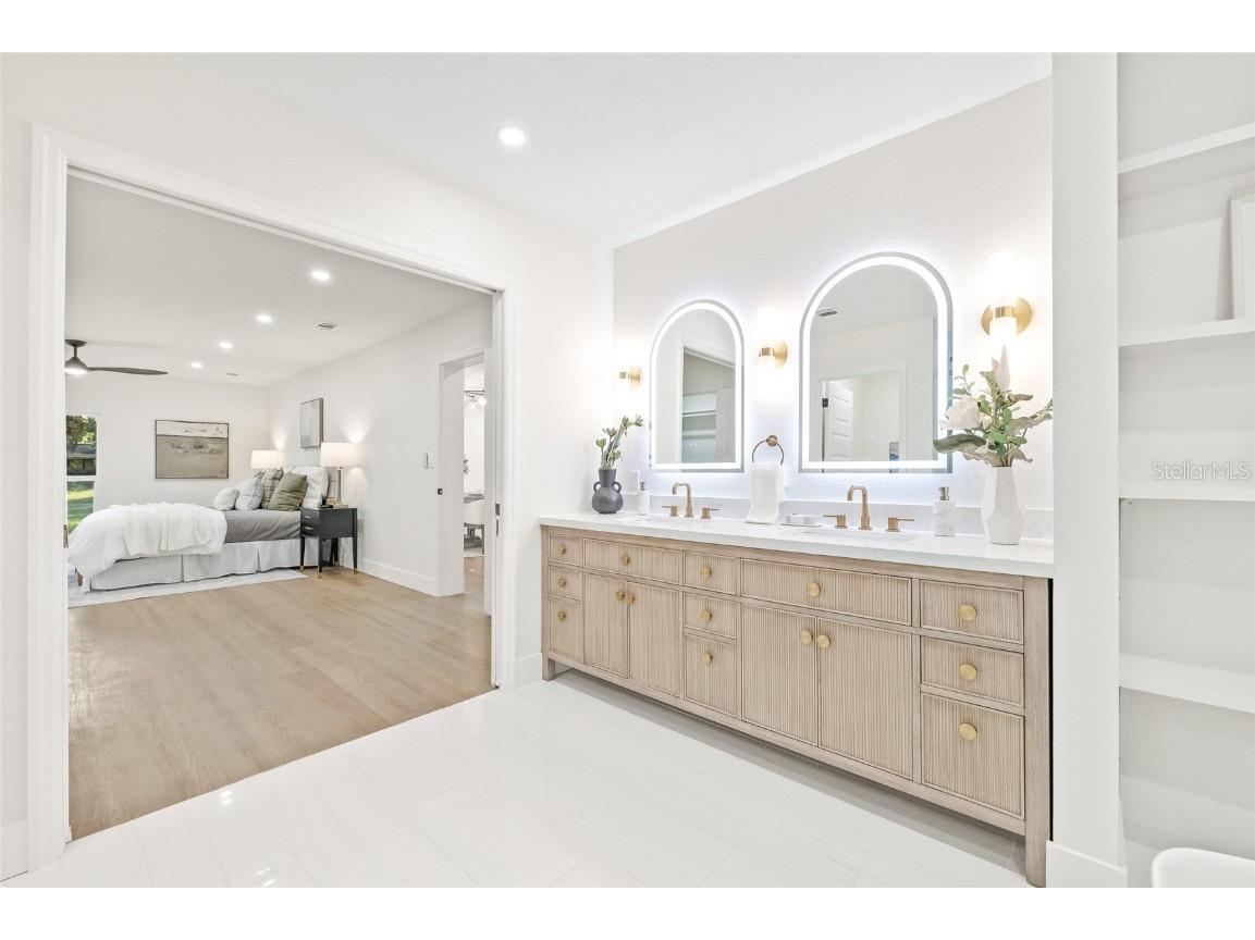 2615 Desoto Way S Saint Petersburg FL 33712 - Summit Lake TB8438978 image28