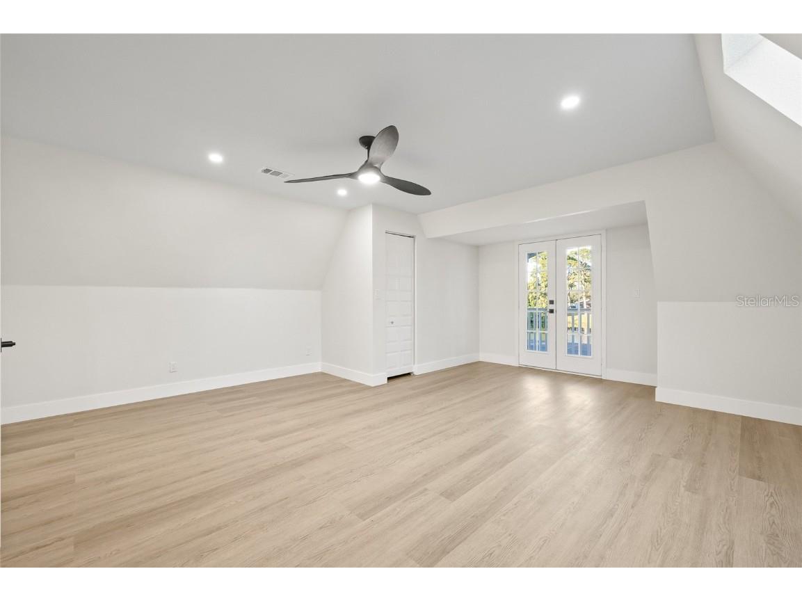 2615 Desoto Way S Saint Petersburg FL 33712 - Summit Lake TB8438978 image47