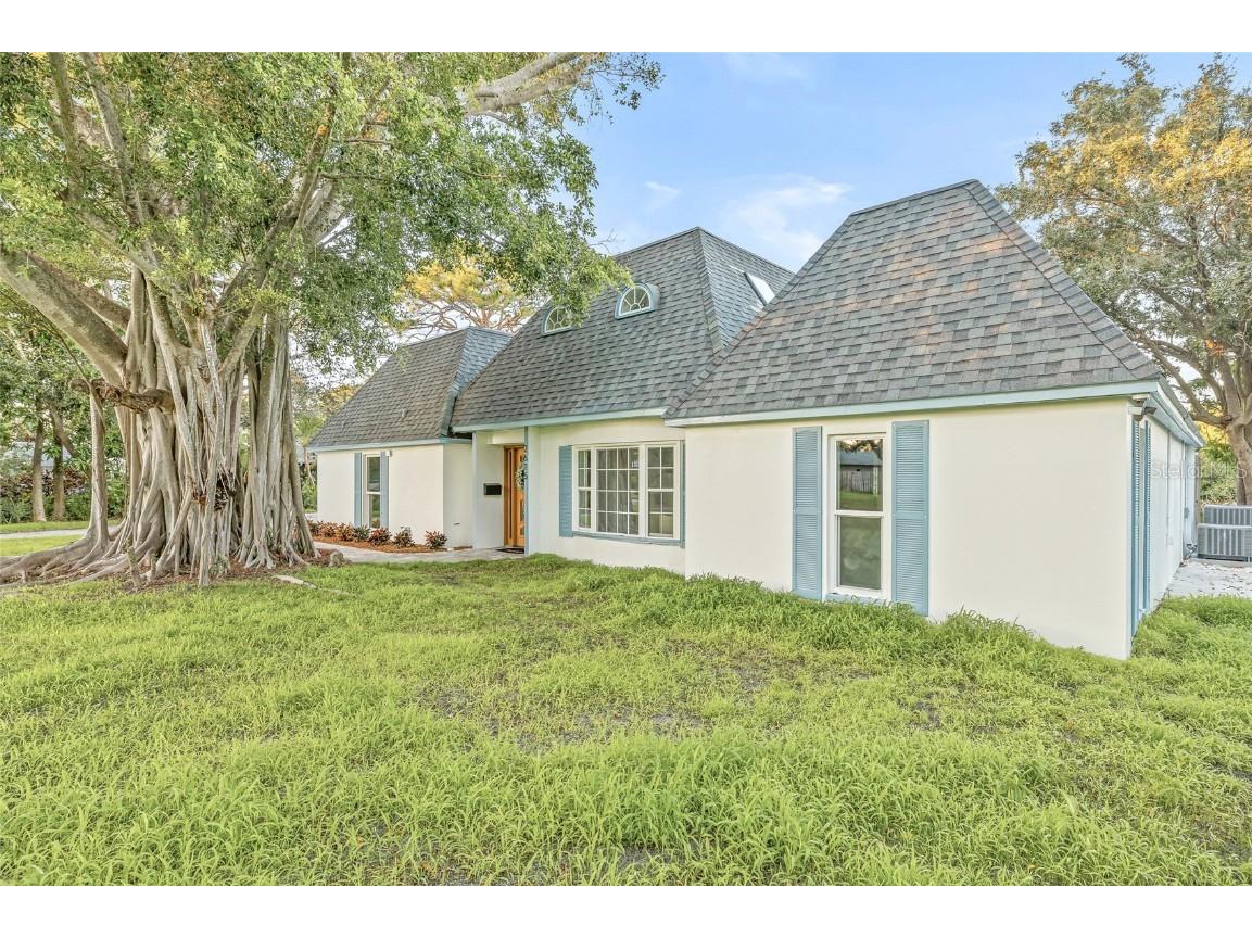 2615 Desoto Way S Saint Petersburg FL 33712 - Summit Lake TB8438978 image70