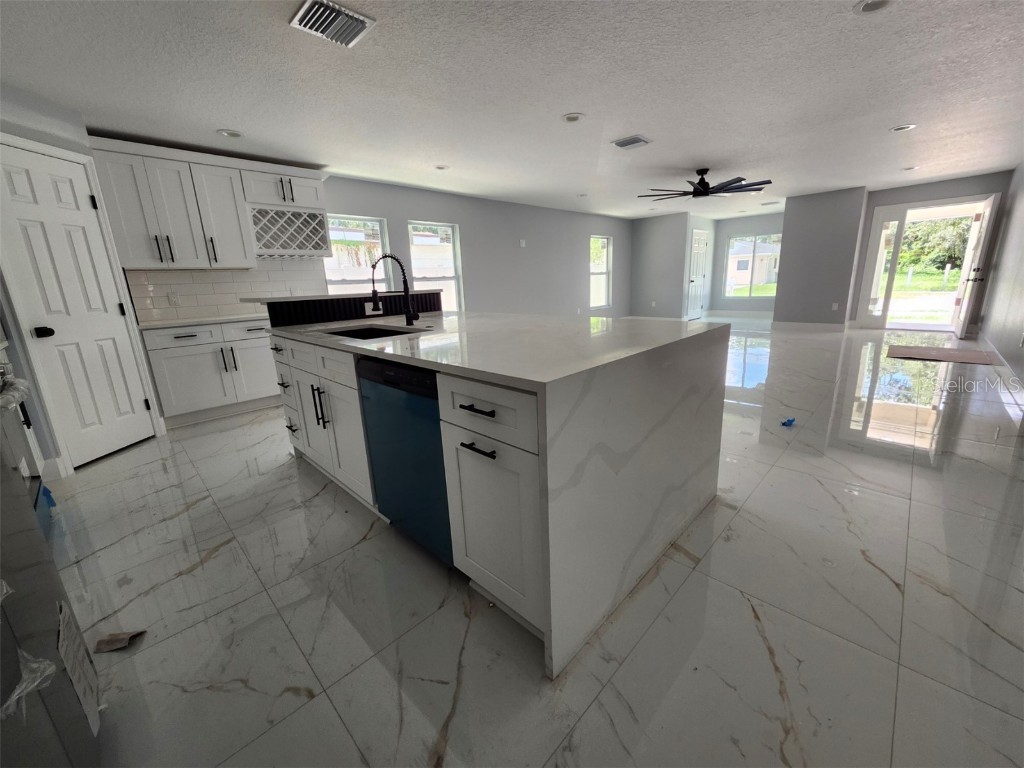 2615 E 38th Avenue Tampa FL 33610 TB8406135 image11