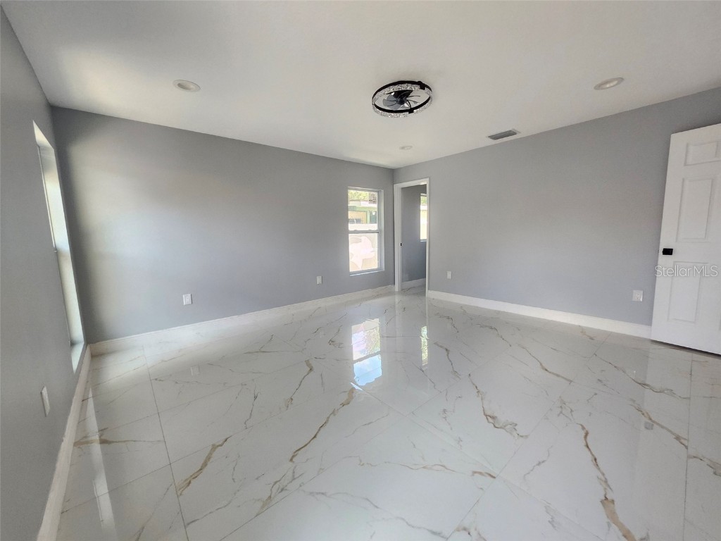 2615 E 38th Avenue Tampa FL 33610 TB8406135 image15