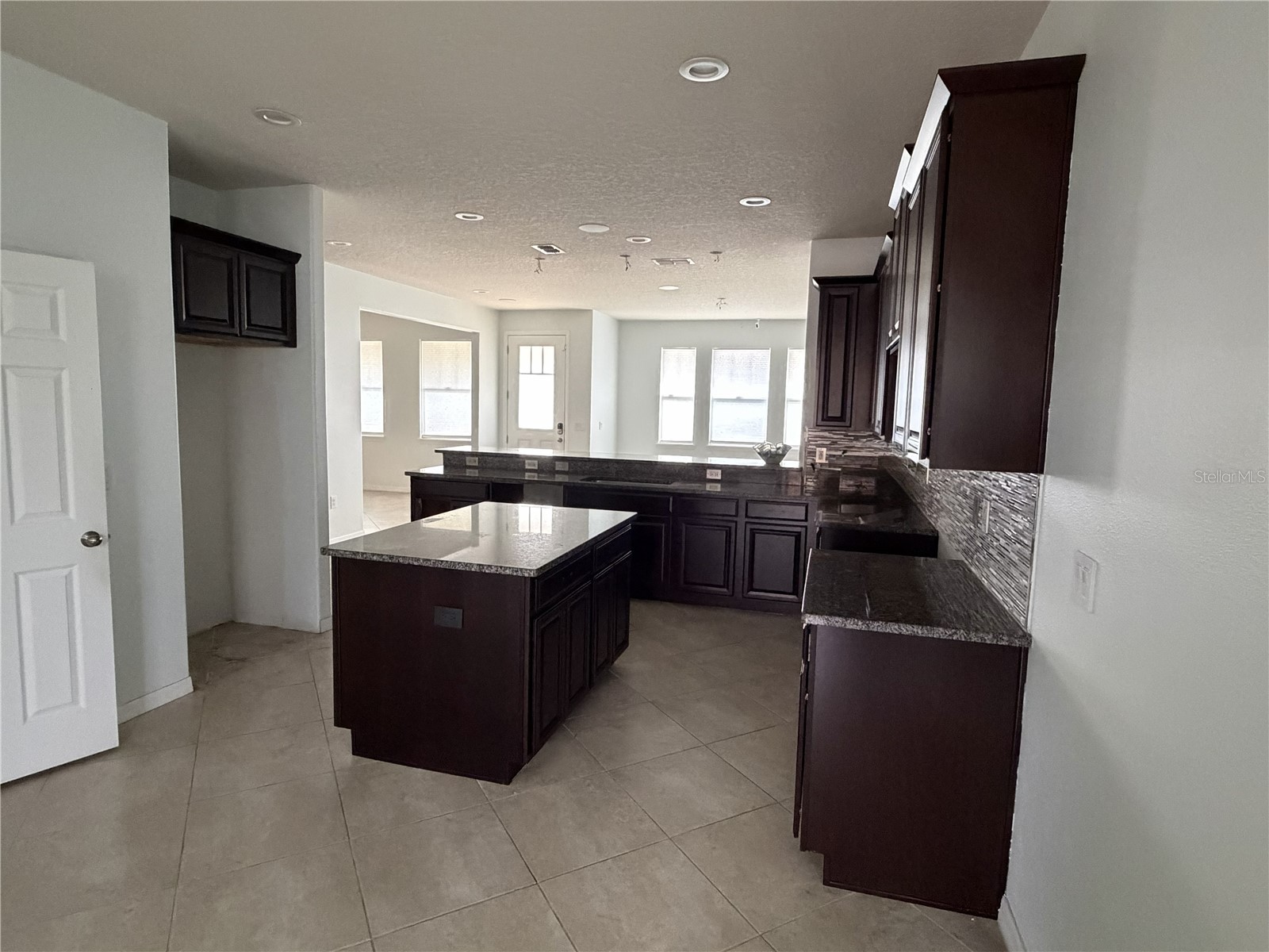 2615 Palisade Boulevard Kissimmee FL 34741 O6383132 image9