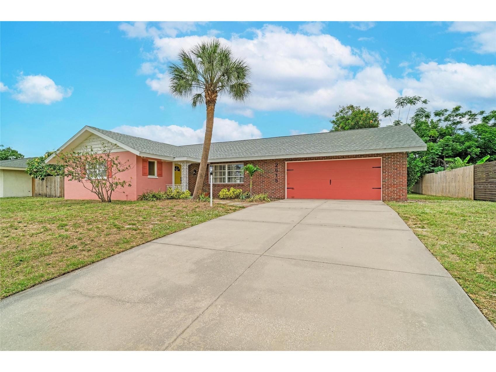 2615 Sheridan Drive Sarasota FL 34239 A4696437 image1