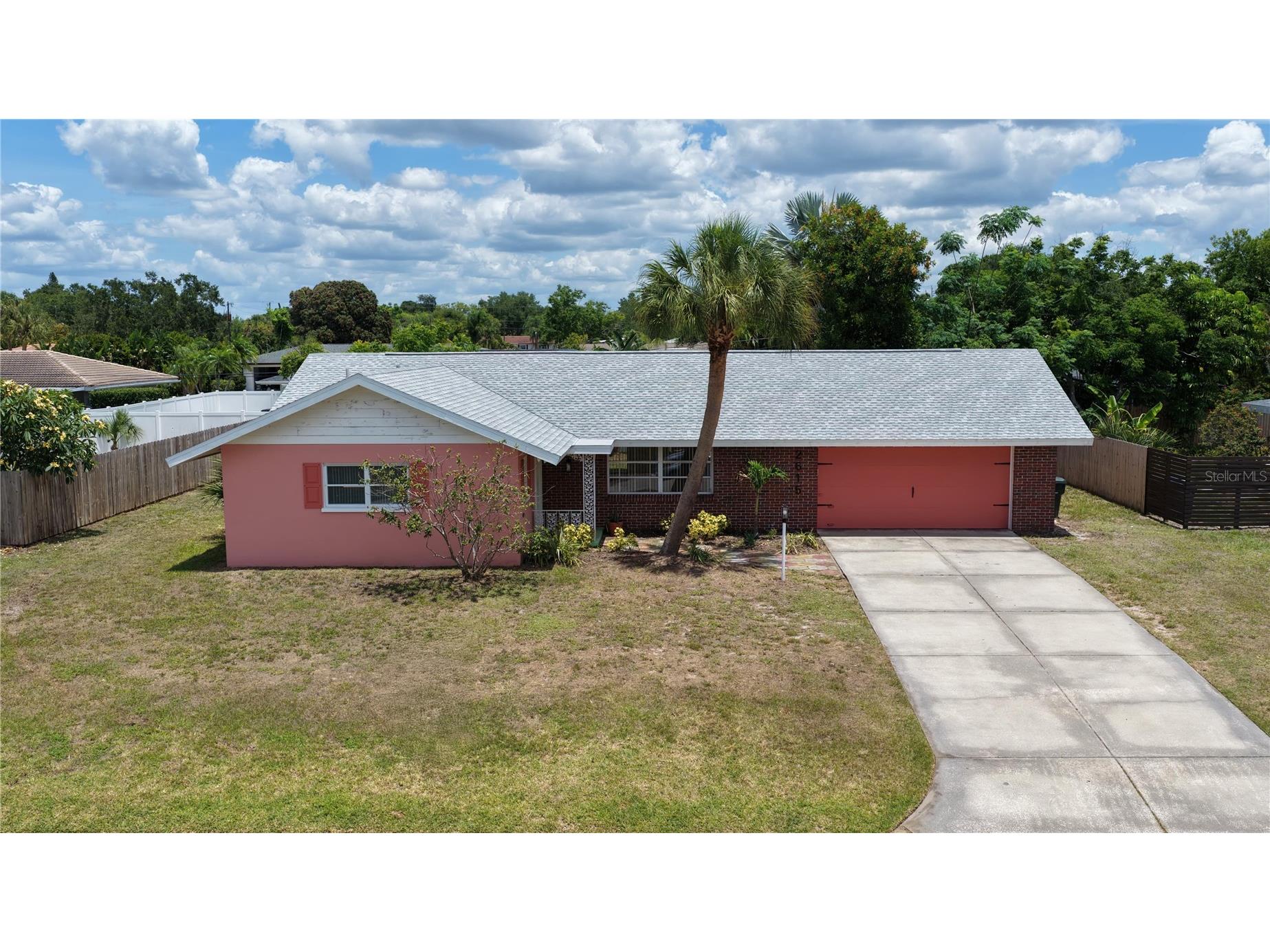 2615 Sheridan Drive Sarasota FL 34239 A4696437 image2