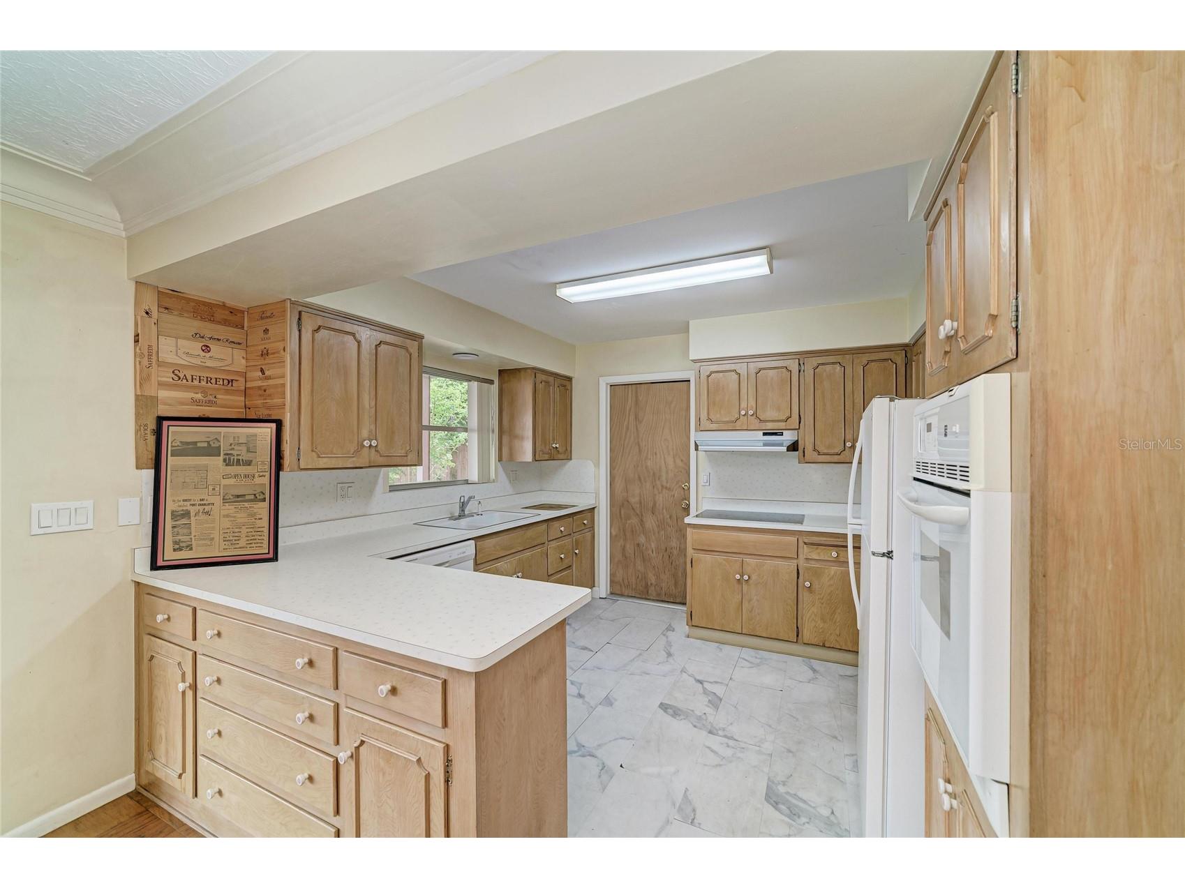 2615 Sheridan Drive Sarasota FL 34239 A4696437 image20