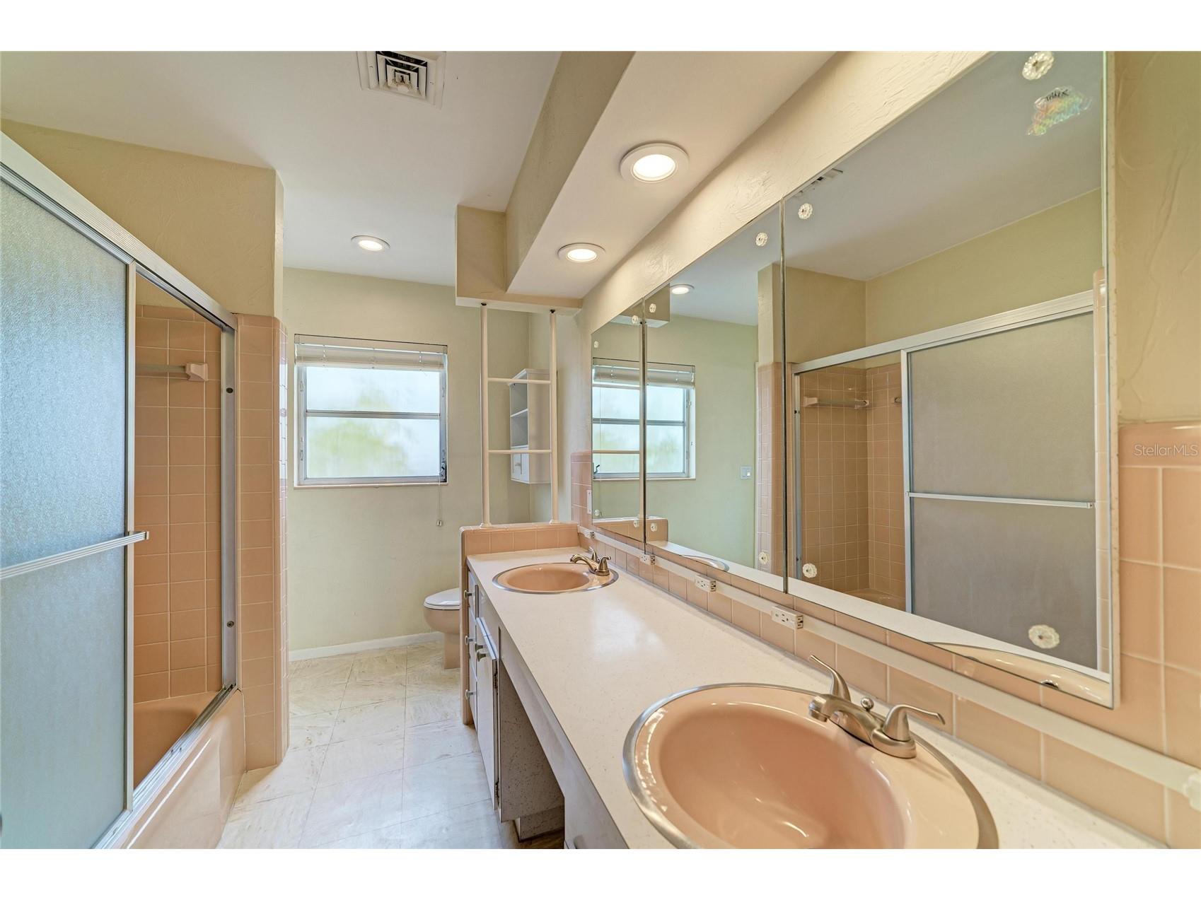 2615 Sheridan Drive Sarasota FL 34239 A4696437 image31