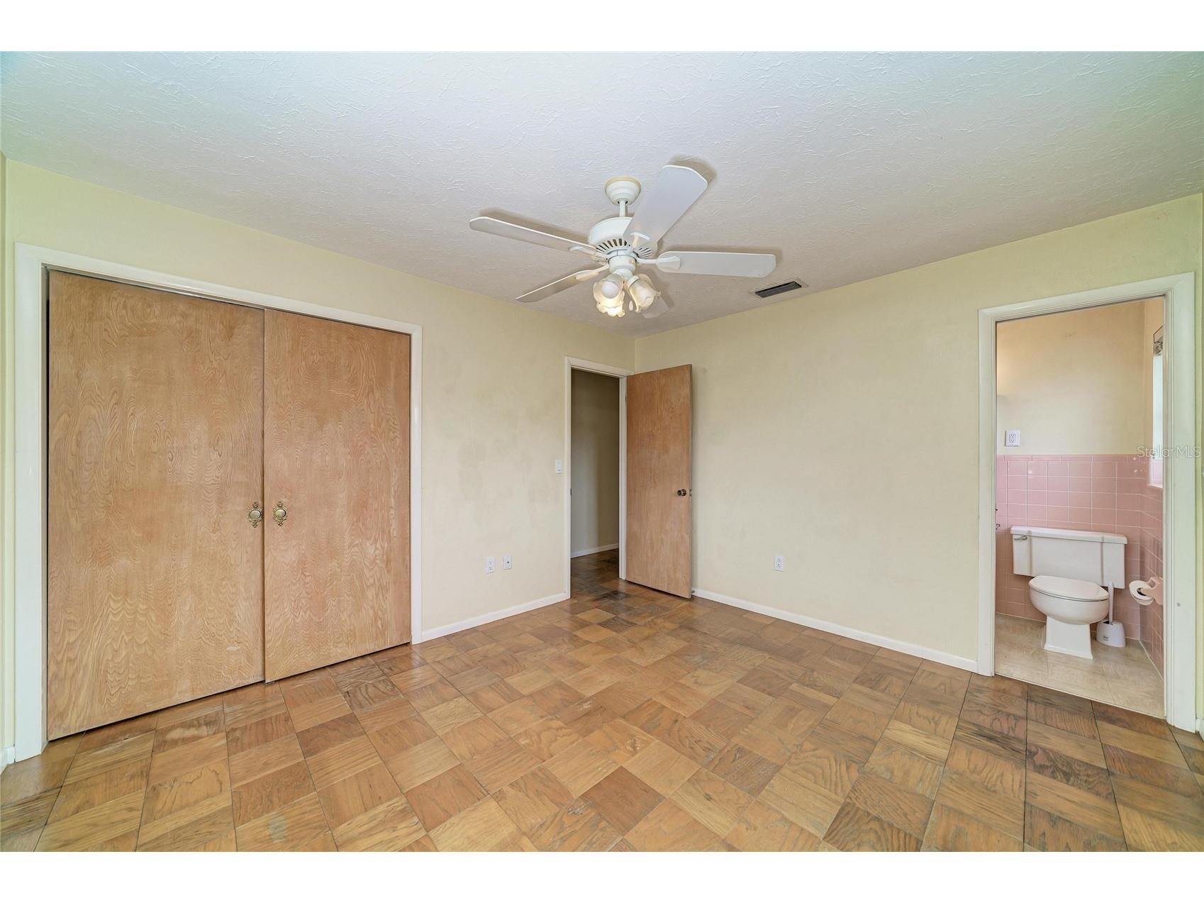 2615 Sheridan Drive Sarasota FL 34239 A4696437 image34