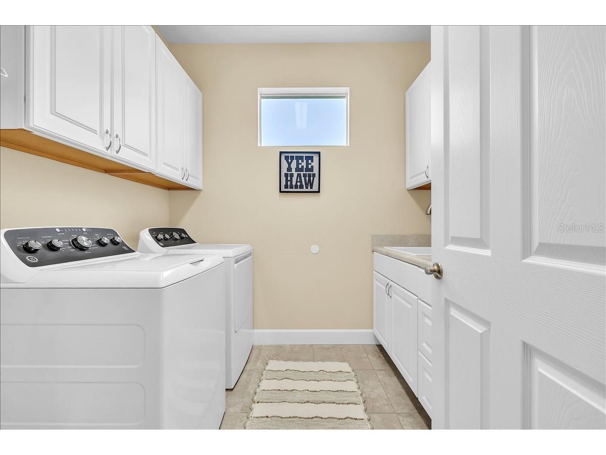 2615 Vareo Court Cape Coral FL 33991 C7525456 image28