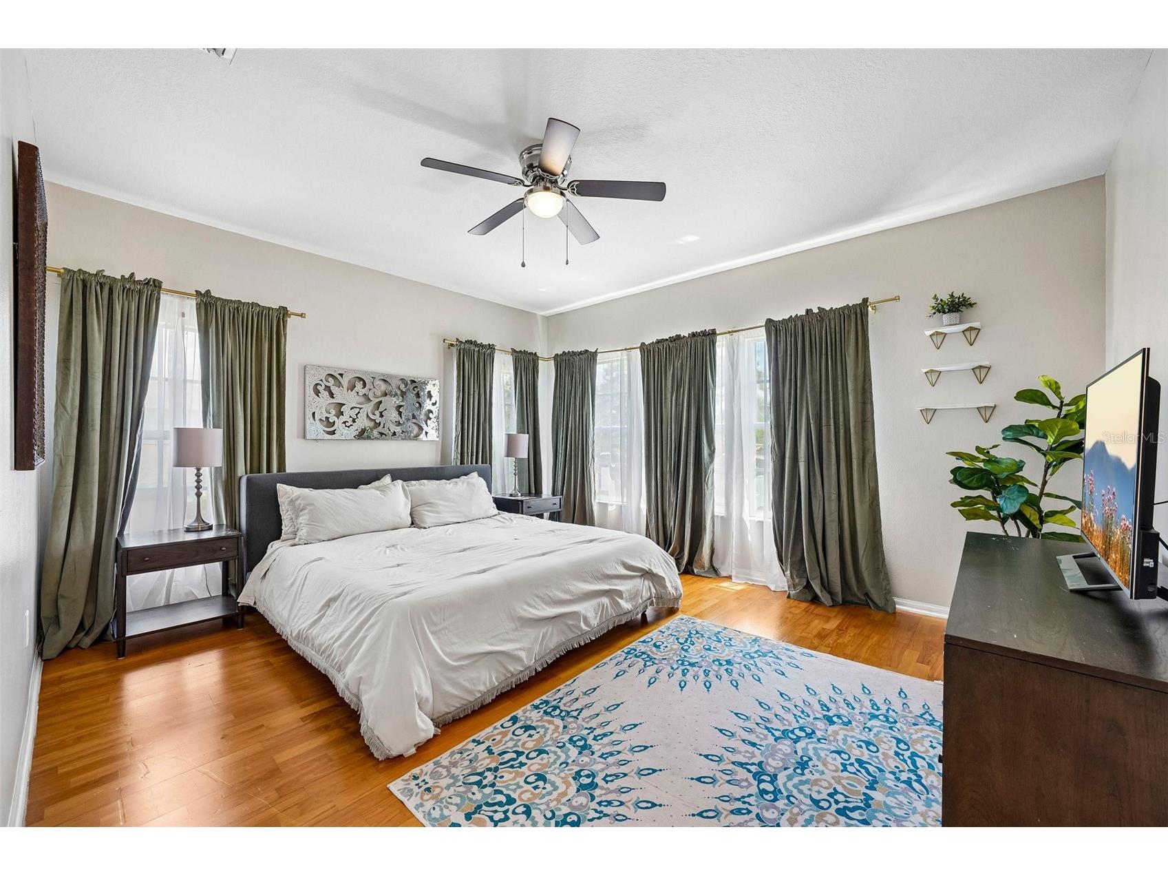 2616 11th Street N Saint Petersburg FL 33704 TB8508717 image32