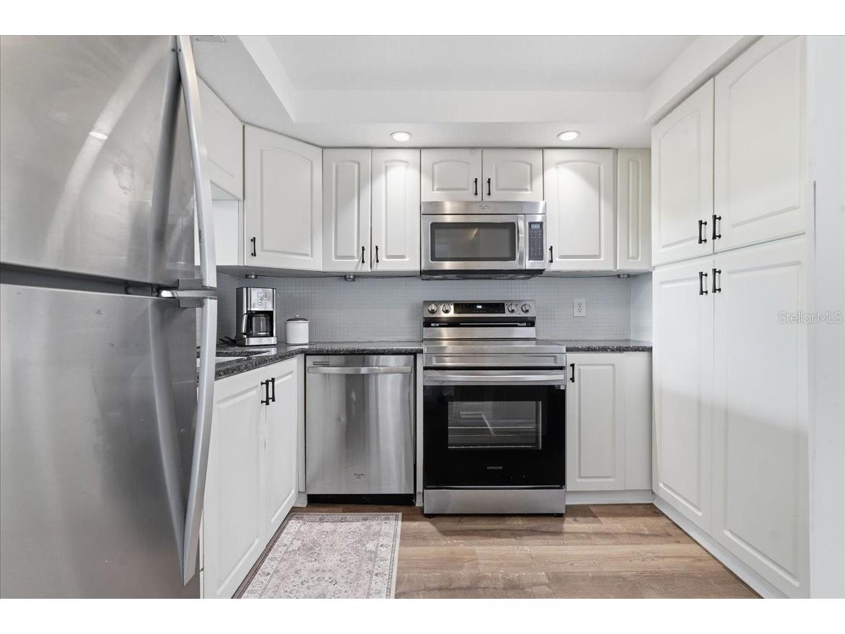 2616 Cove Cay Drive #105 Clearwater FL 33760 TB8492365 image13