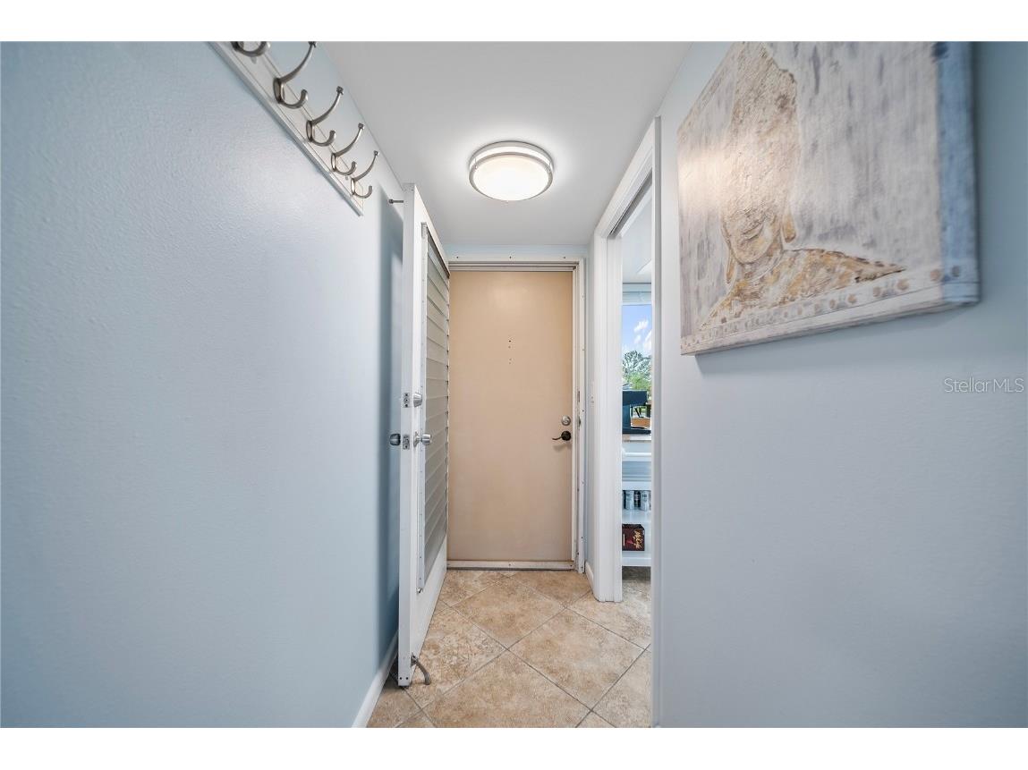 2616 Cove Cay Drive #203 Clearwater FL 33760 - TAMPA BAY TB8409399 image6