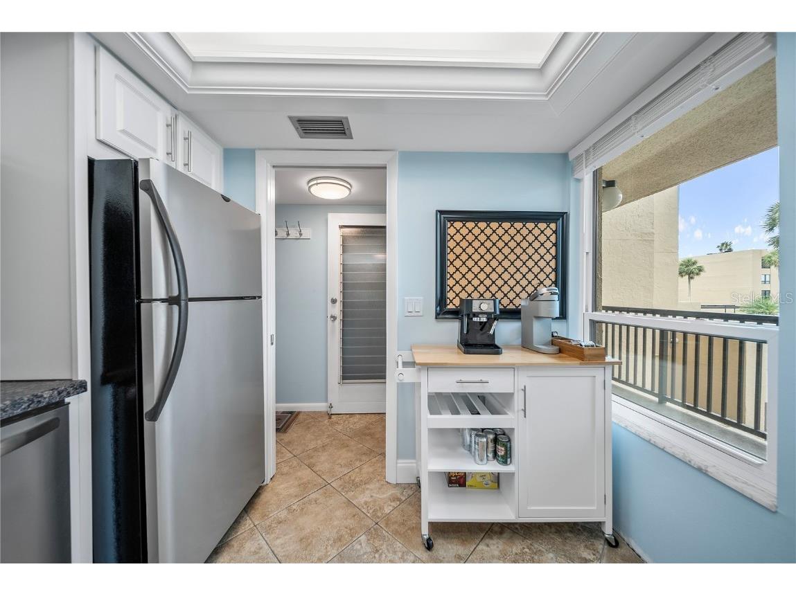 2616 Cove Cay Drive #203 Clearwater FL 33760 - TAMPA BAY TB8409399 image7