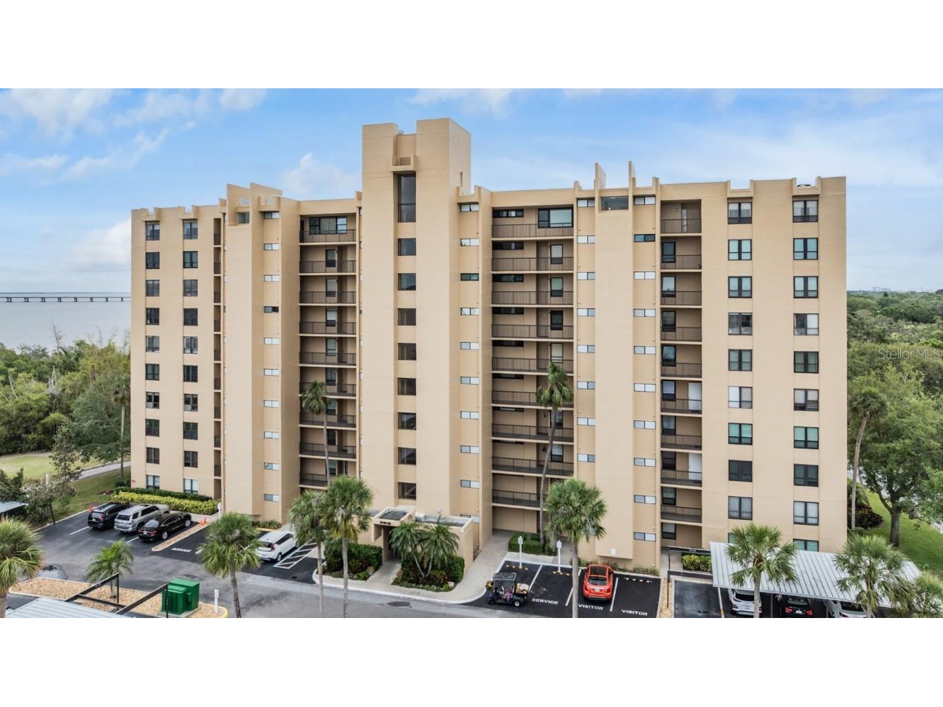 2616 Cove Cay Drive #405 Clearwater FL 33760 - TAMPA BAY TB8372118 image1