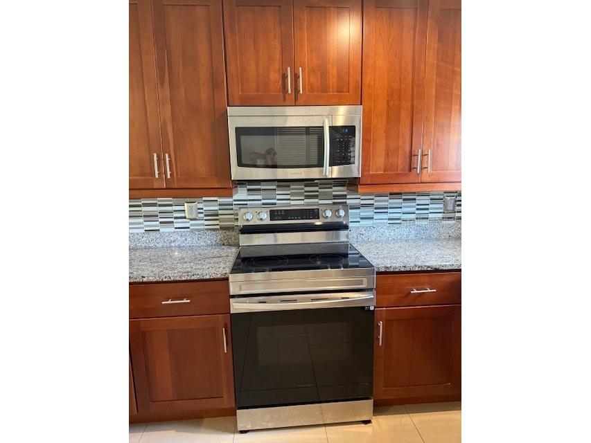 2616 Hidden Lake Drive N #A Sarasota FL 34237 A4651891 image4