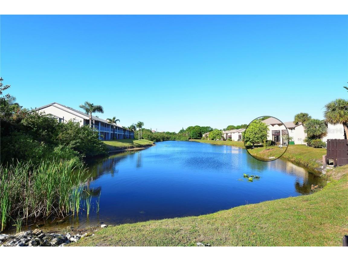 2616 Hidden Lake Drive N #B Sarasota FL 34237 A4641072 image1