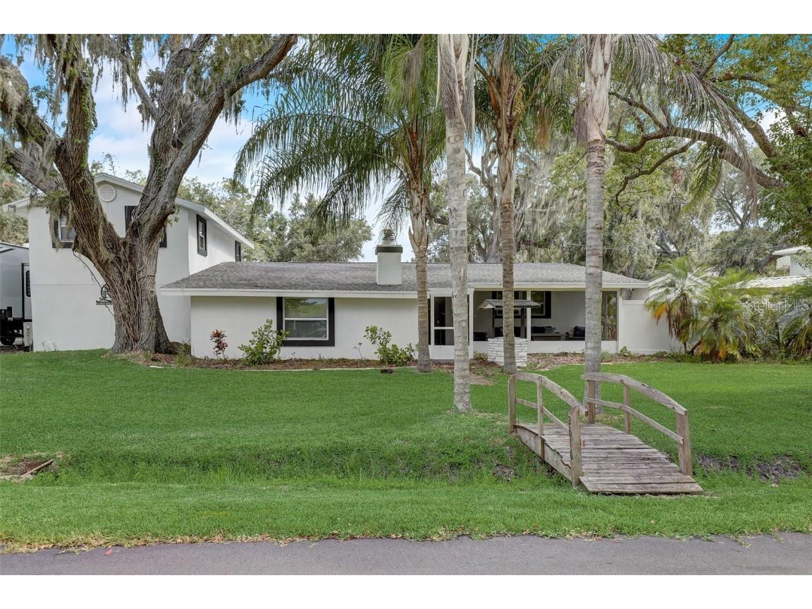 2616 Manatee Harbor Drive Ruskin FL 33570 - LITTLE MANATEE RIVER T3457497 image1