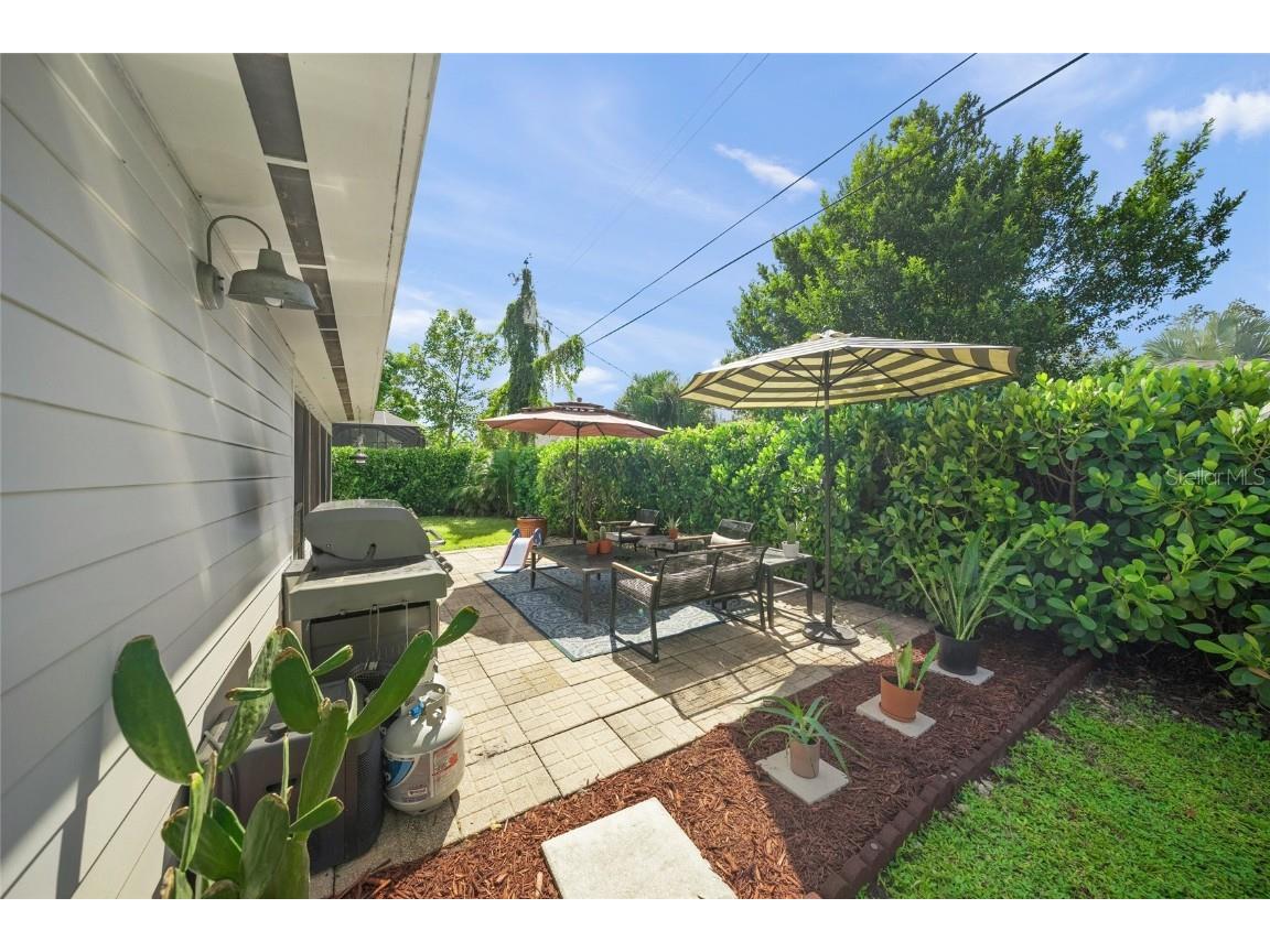 2616 Martin Street Sarasota FL 34237 A4662540 image32