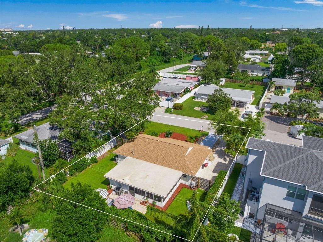 2616 Martin Street Sarasota FL 34237 A4662540 image38