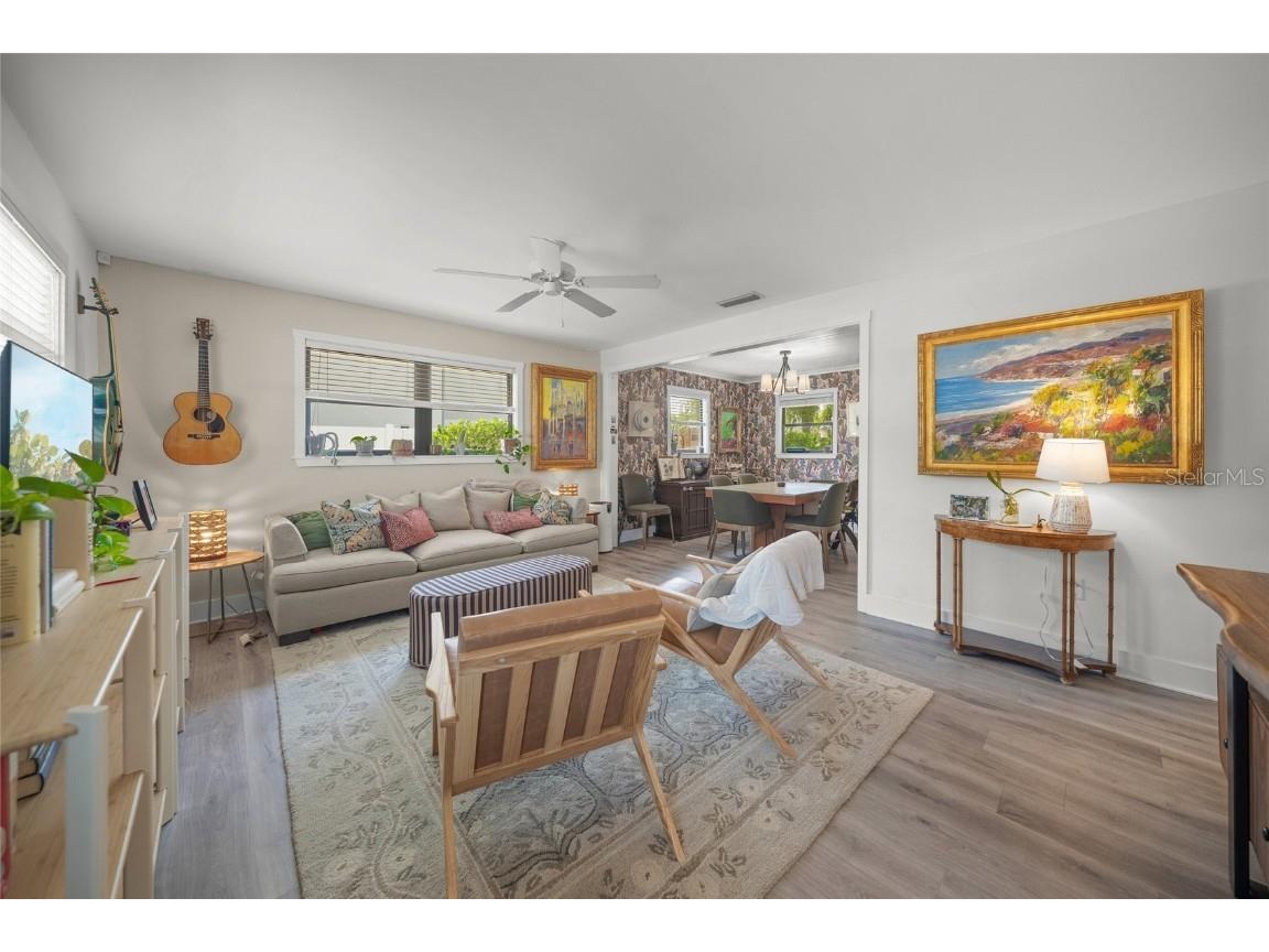 2616 Martin Street Sarasota FL 34237 A4662540 image8