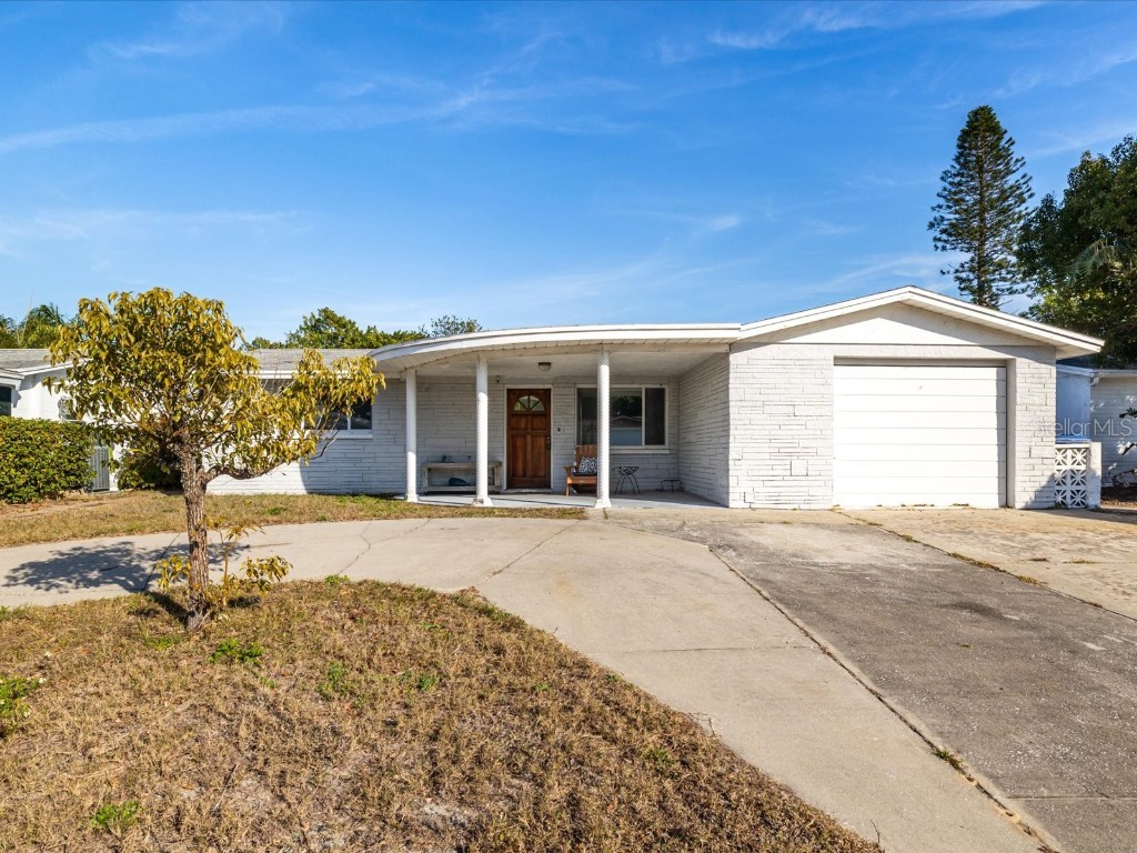 2616 Ohio Place Holiday FL 34691 TB8345379 image1