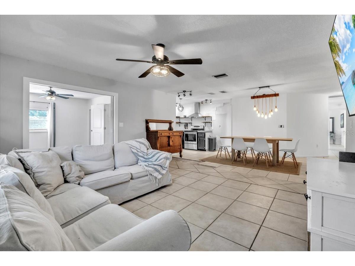 26169 Madras Court Punta Gorda FL 33983 C7518160 image2