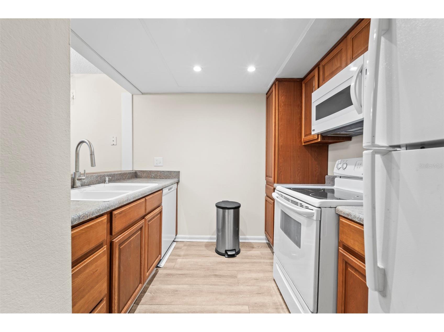 2617 Cove Cay Drive #206 Clearwater FL 33760 TB8507988 image13
