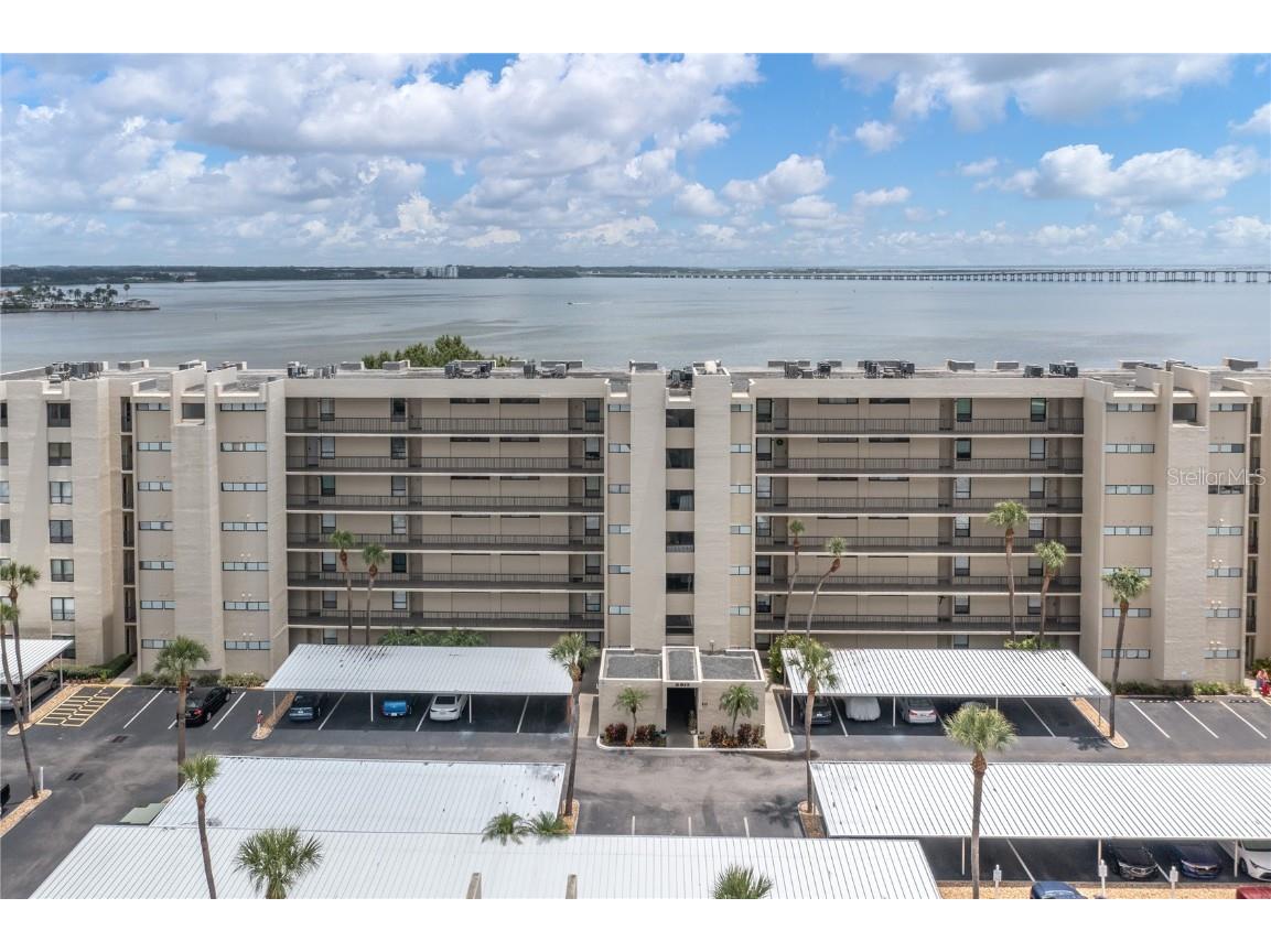 2617 Cove Cay Drive #504 Clearwater FL 33760 - TAMPA BAY U8170832 image1