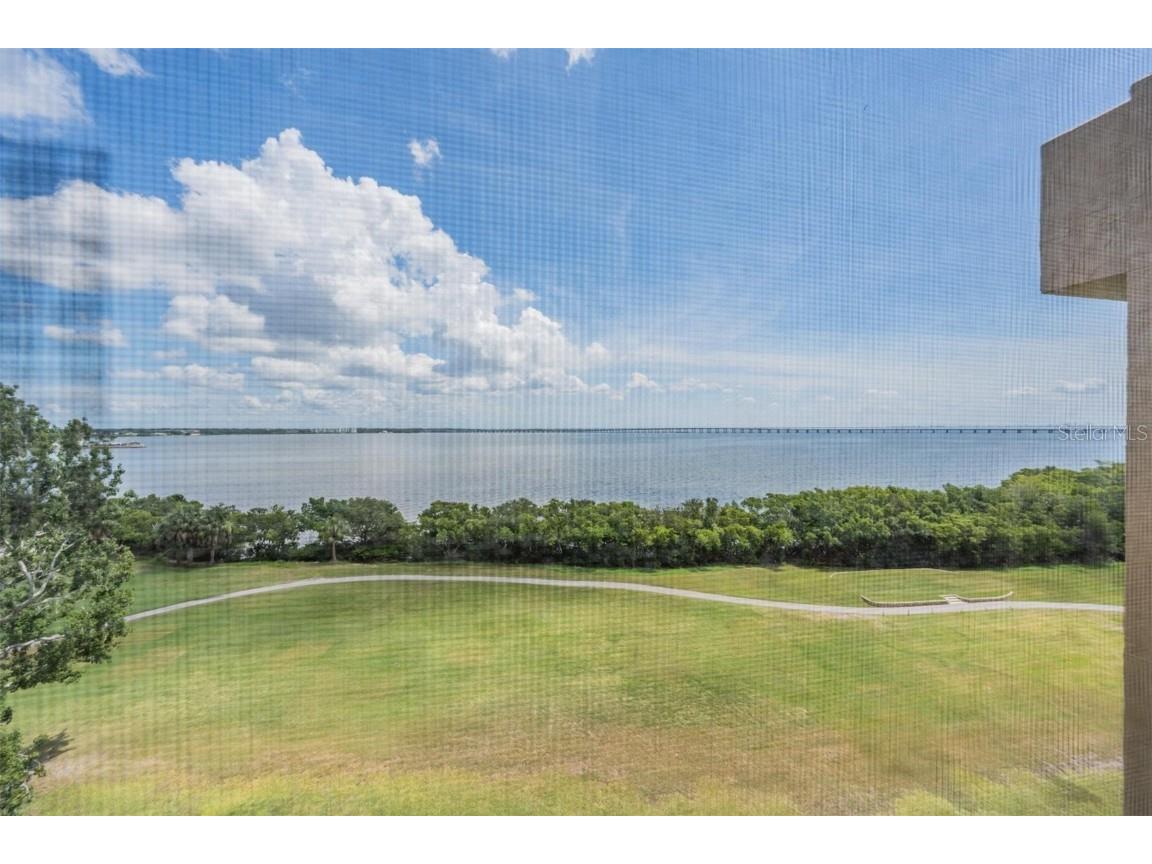 2617 Cove Cay Drive #706 Clearwater FL 33760 - TAMPA BAY TB8405988 image1