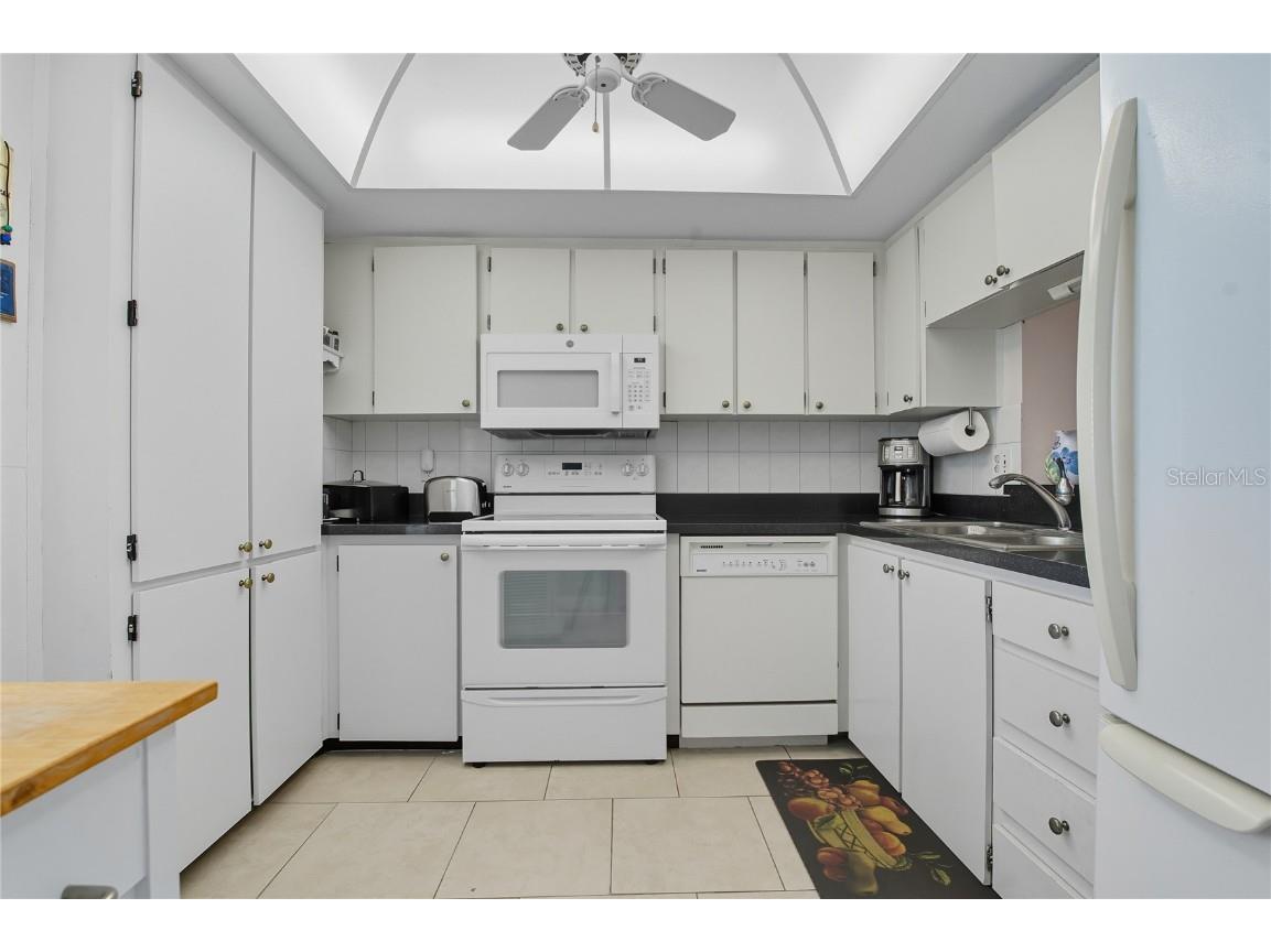 2617 Cove Cay Drive #709 Clearwater FL 33760 - OLD TAMPA BAY TB8434222 image13