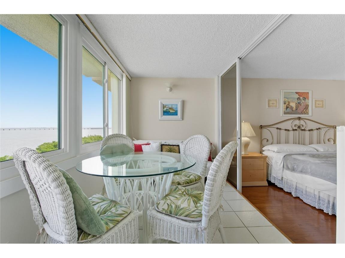 2617 Cove Cay Drive #709 Clearwater FL 33760 - OLD TAMPA BAY TB8434222 image4