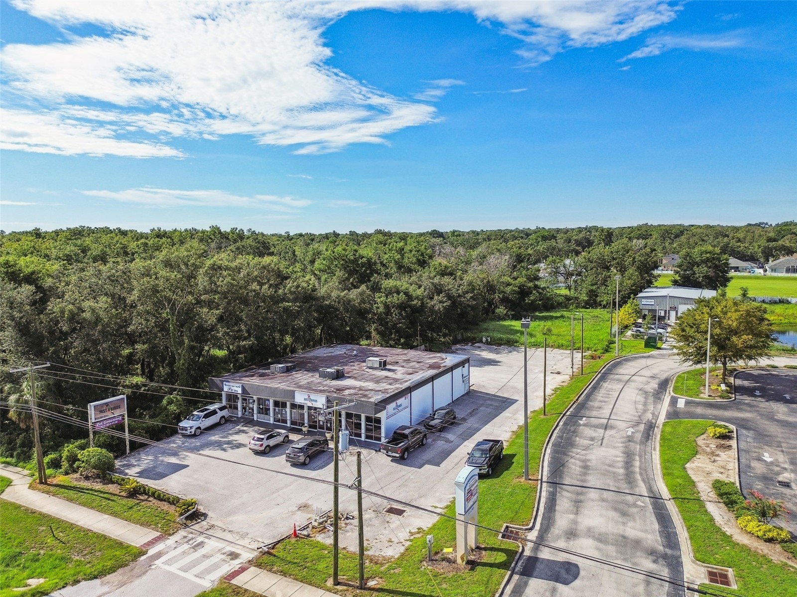 2617 E Brandon Boulevard Valrico FL 33594 TB8403840 image1