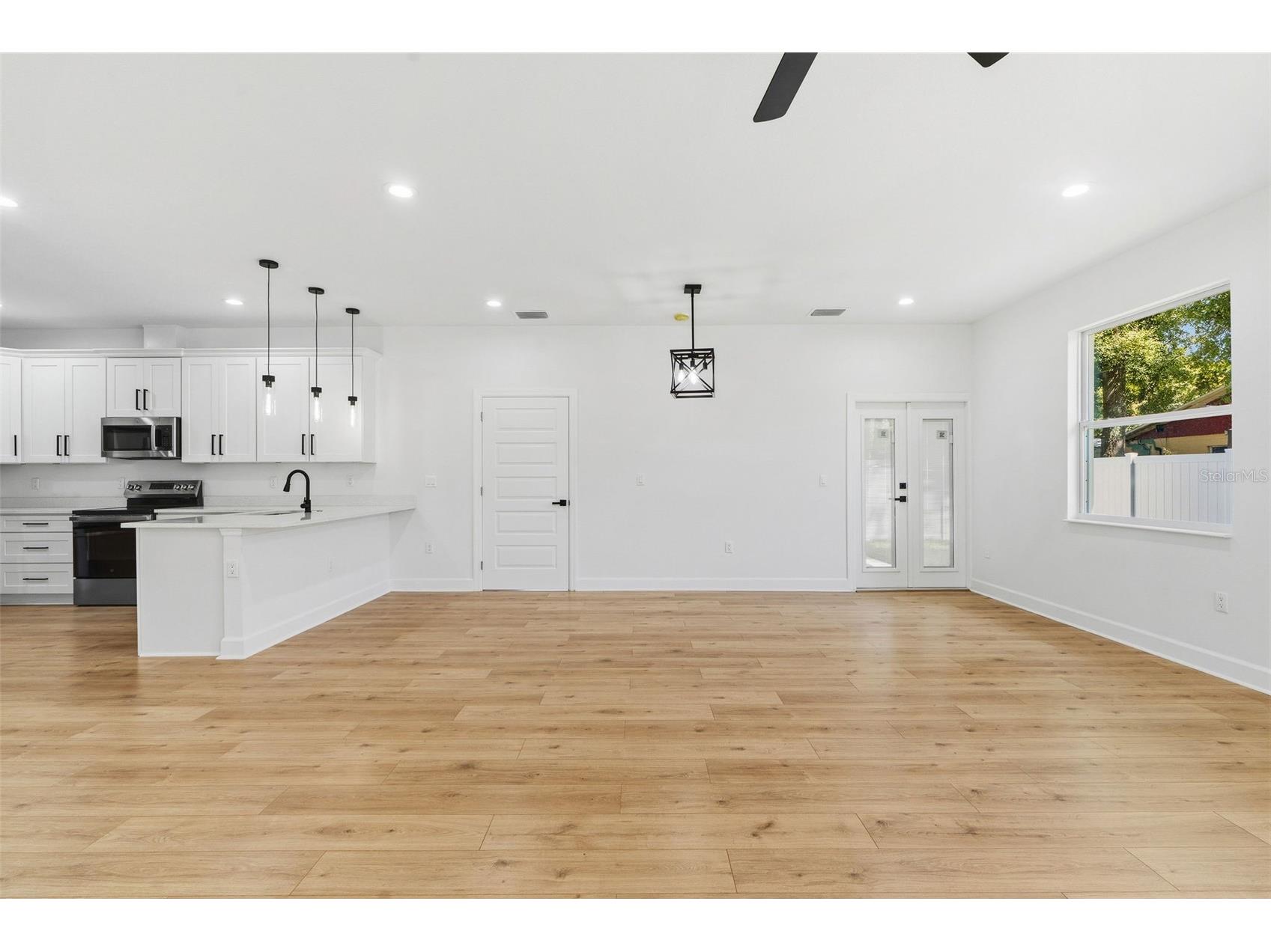 2617 E Palifox Street Tampa FL 33610 TB8498916 image10