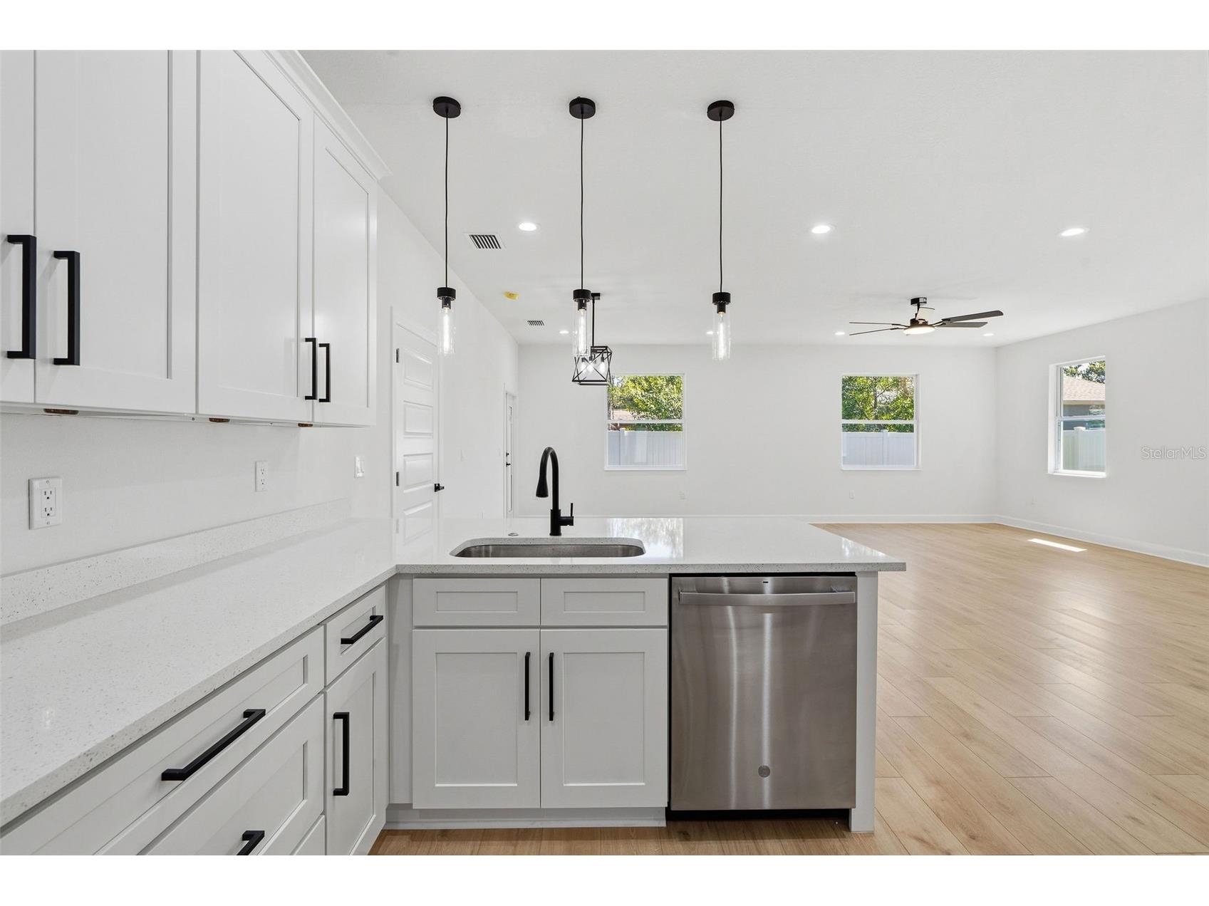 2617 E Palifox Street Tampa FL 33610 TB8498916 image14