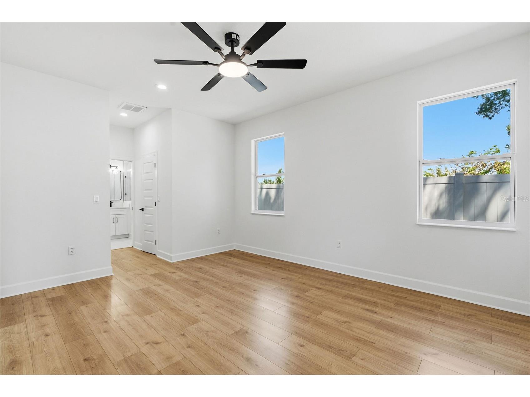 2617 E Palifox Street Tampa FL 33610 TB8498916 image17