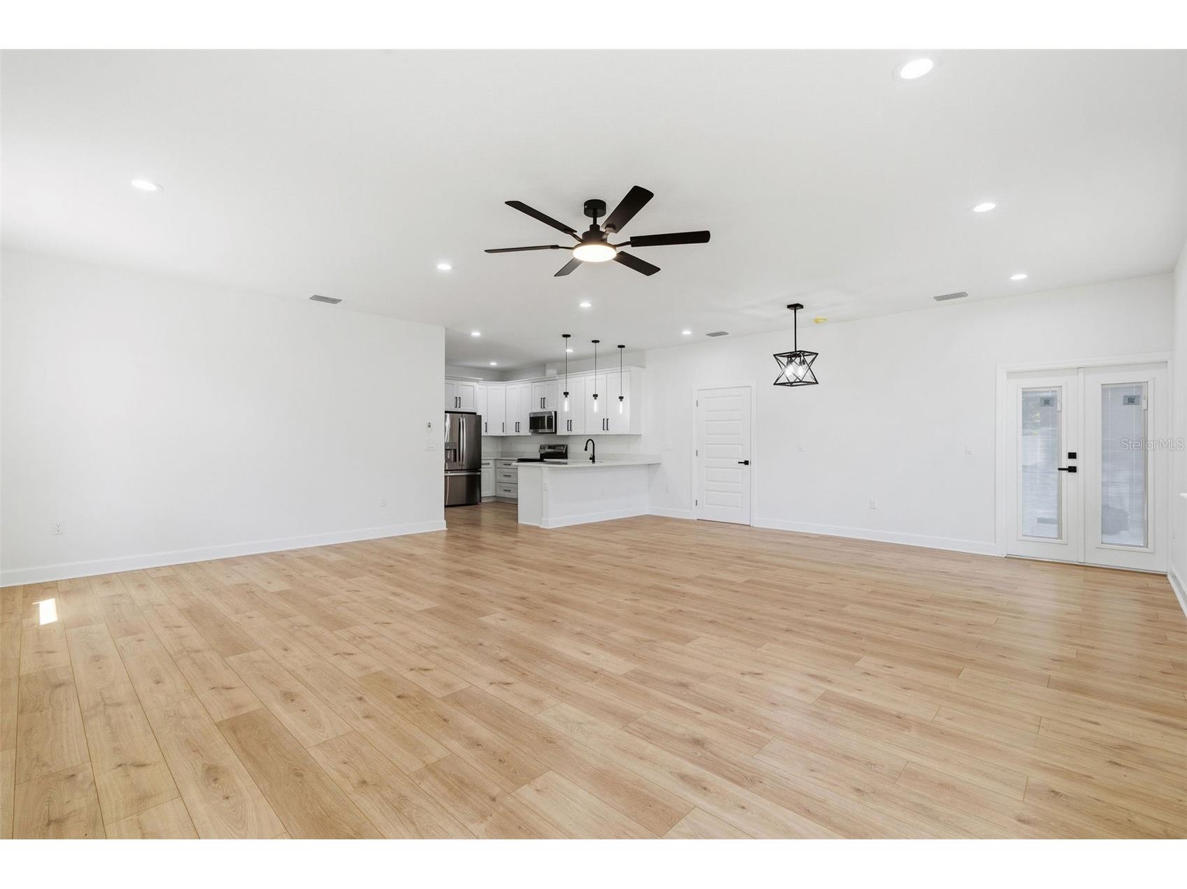 2617 E Palifox Street Tampa FL 33610 TB8498916 image7