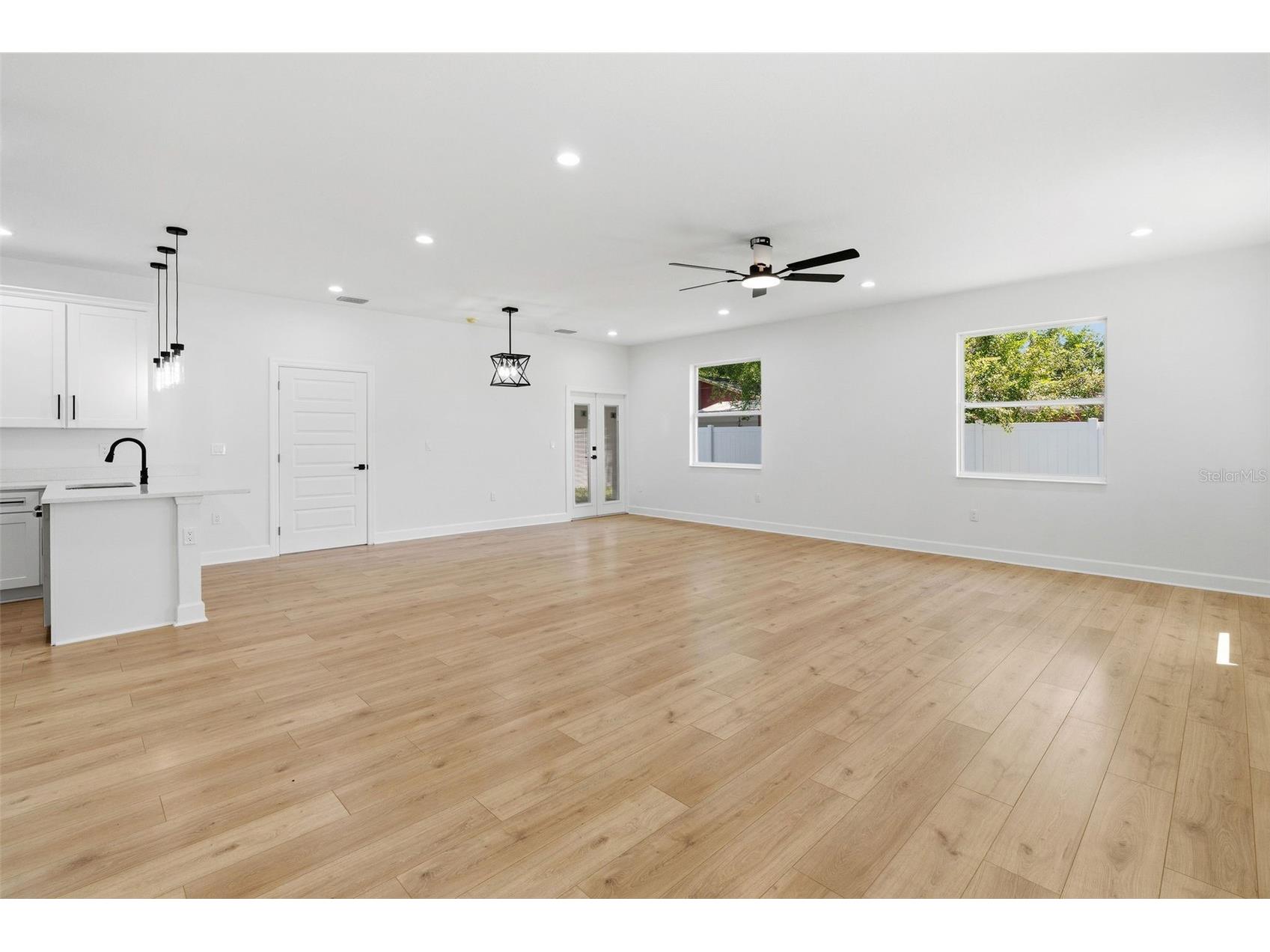2617 E Palifox Street Tampa FL 33610 TB8498916 image8