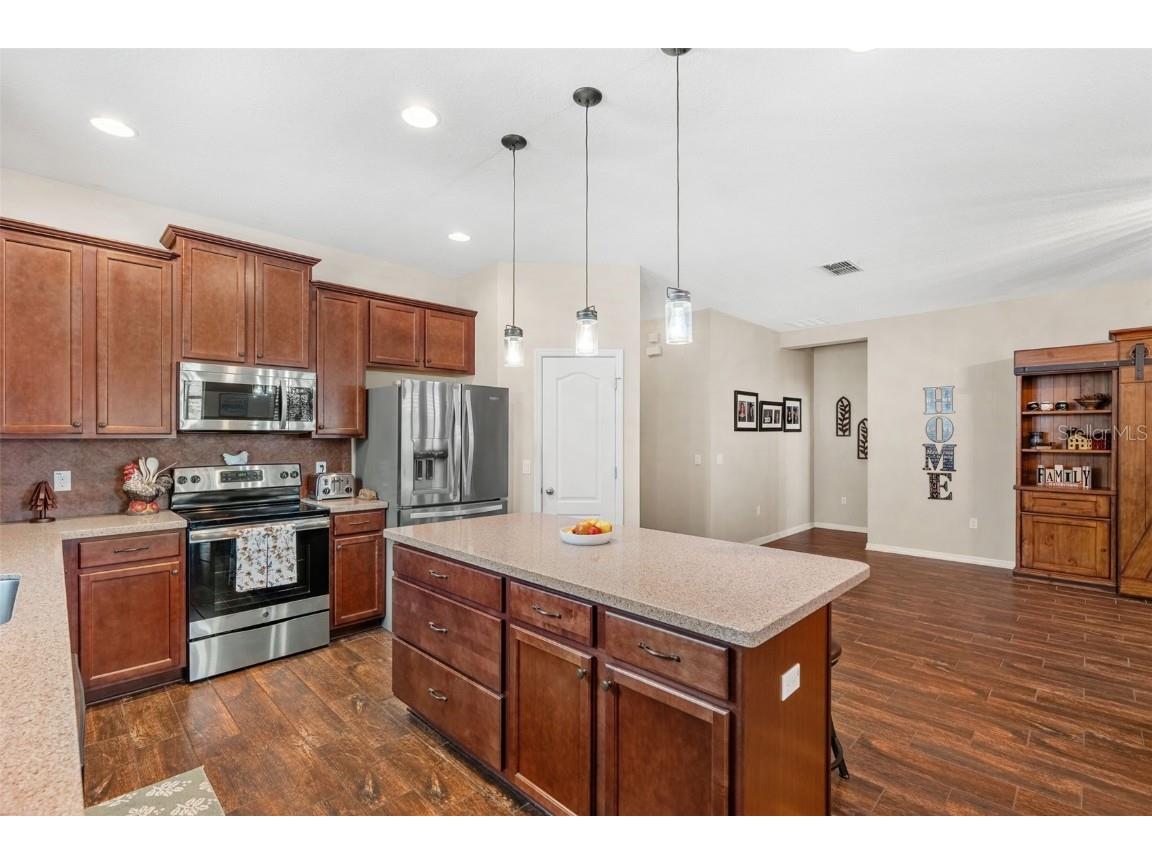 2617 Limerick Circle Grand Island FL 32735 G5099877 image9