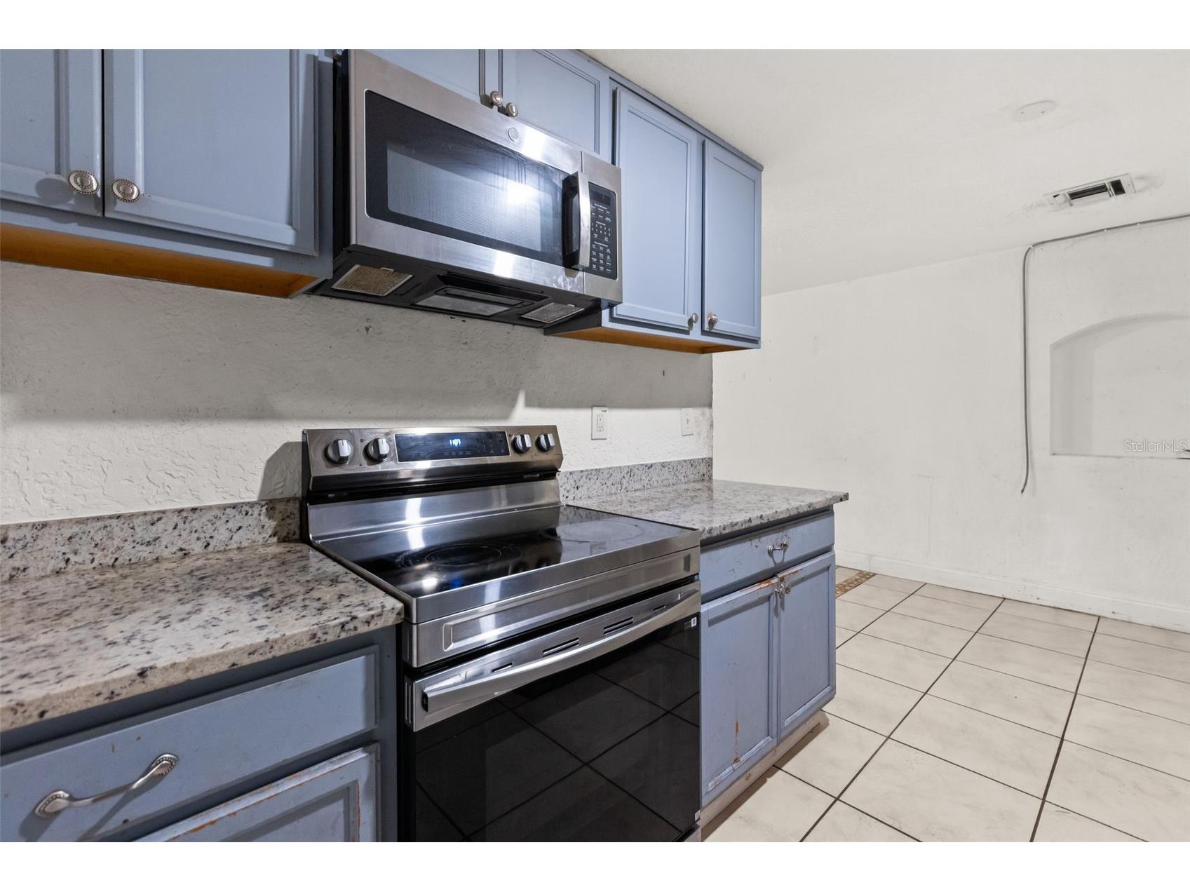 2617 S Laurel Avenue Sanford FL 32773 O6423828 image4