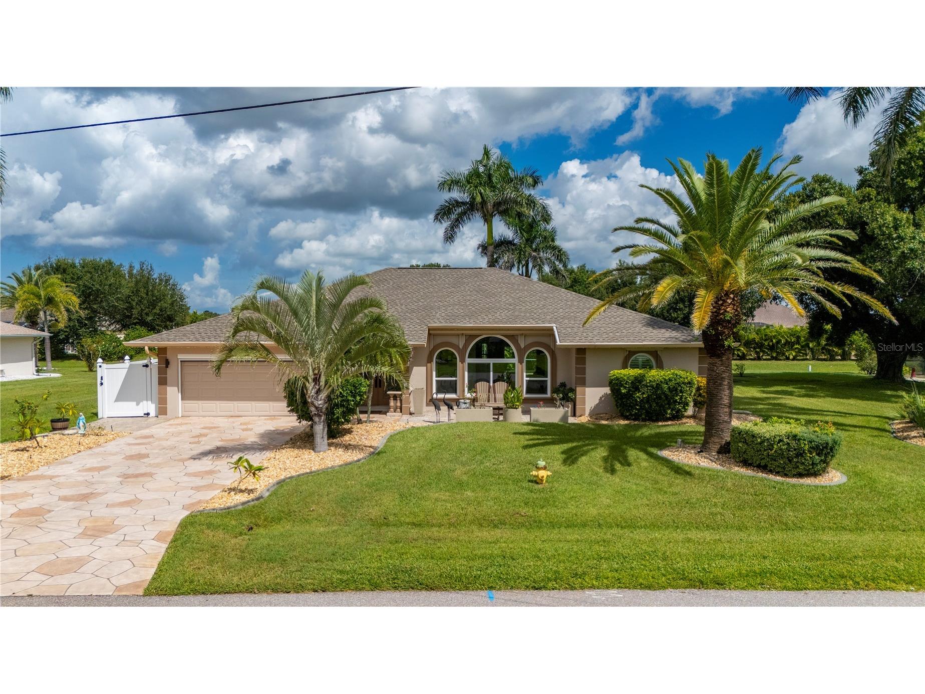 26176 Argentina Drive Punta Gorda FL 33983 C7513339 image1