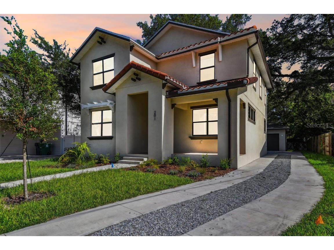 2618 15th Avenue N Saint Petersburg FL 33713 TB8360691 image1