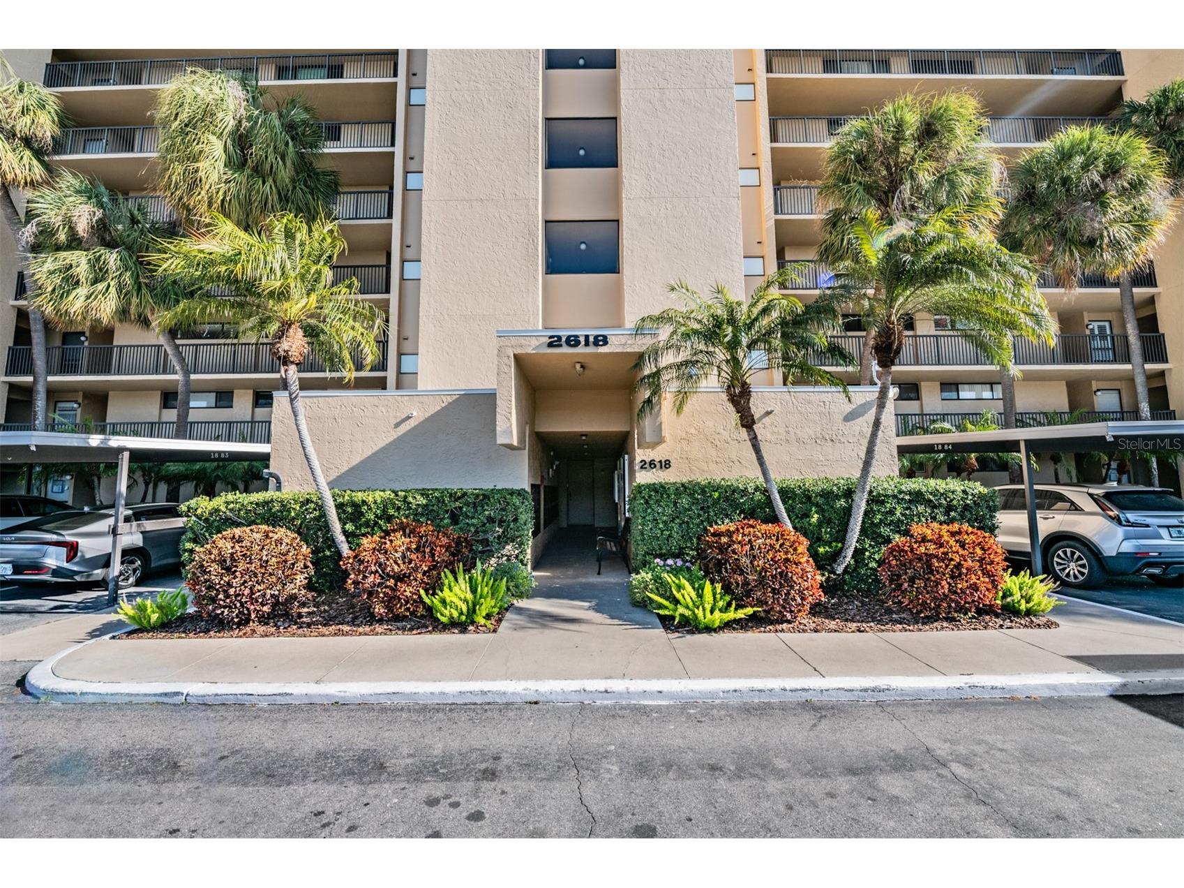 2618 Cove Cay Drive #204 Clearwater FL 33760 - TAMPA BAY TB8478265 image2