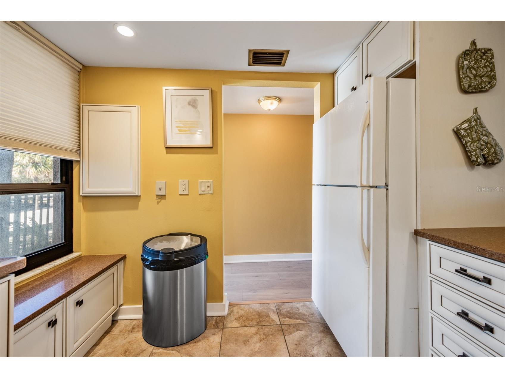 2618 Cove Cay Drive #204 Clearwater FL 33760 - TAMPA BAY TB8478265 image7