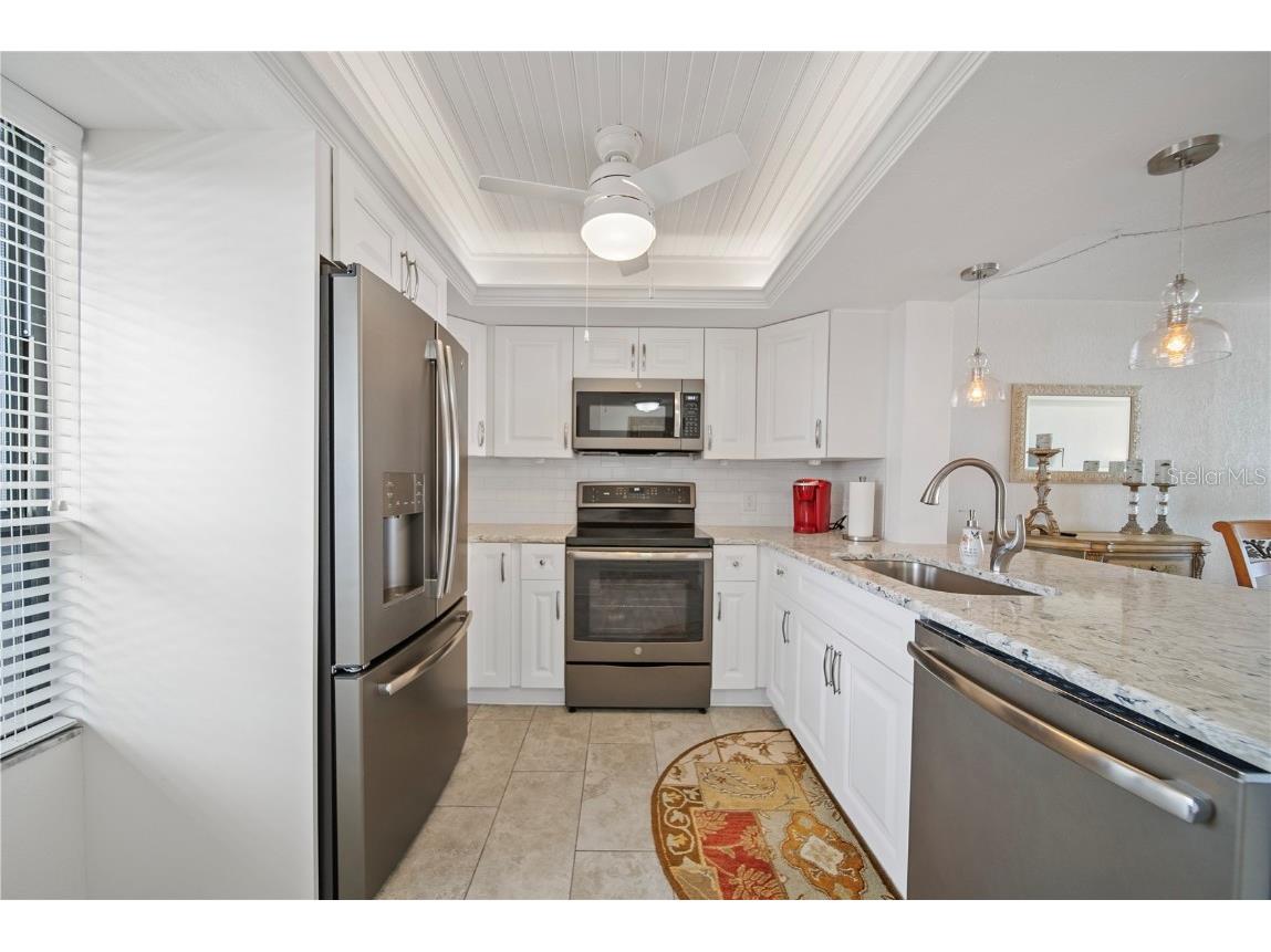 2618 Cove Cay Drive #706 Clearwater FL 33760 - TAMPA BAY TB8412543 image5