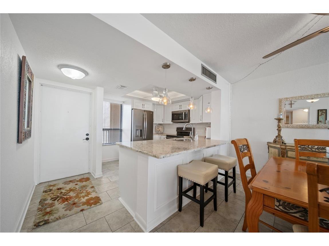 2618 Cove Cay Drive #706 Clearwater FL 33760 - TAMPA BAY TB8412543 image7