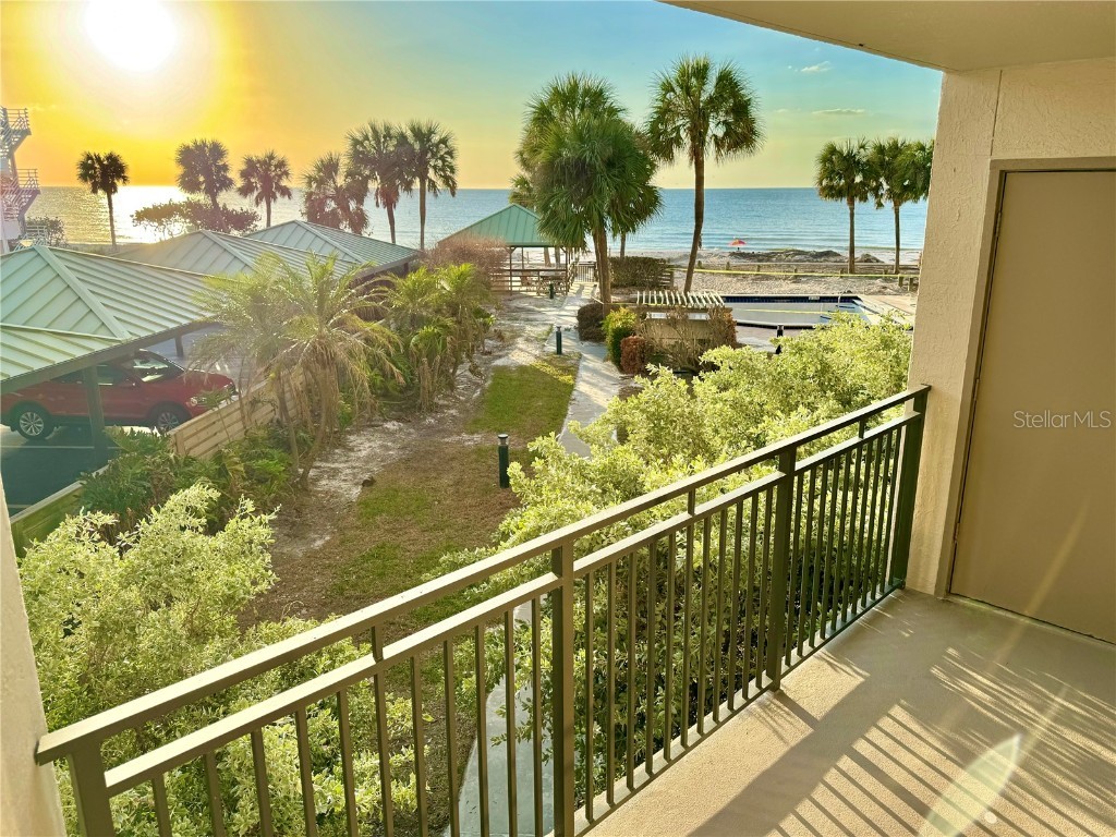 2618 Gulf Boulevard #103 Indian Rocks Beach FL 33785 - GULF OF MEXICO U8249710 image1
