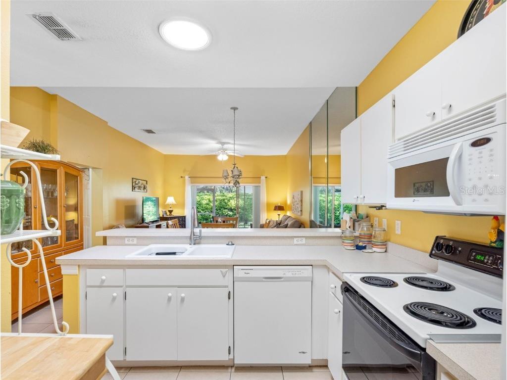 2618 Newcomb Court #12 Sun City Center FL 33573 TB8364941 image10