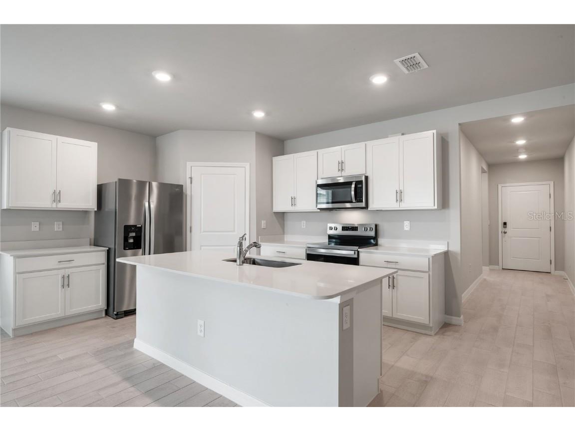 26185 Coral Lakes Drive Punta Gorda FL 33955 C7517369 image8