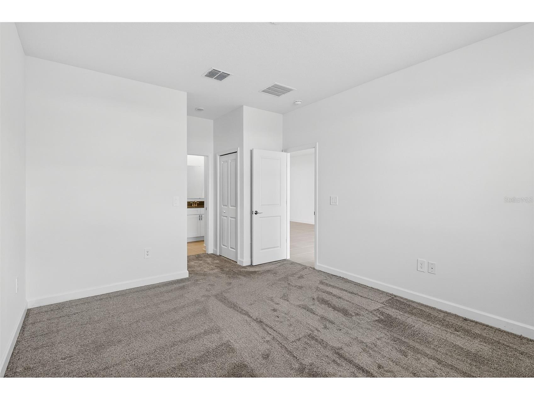 2619 Peace Of Mind Avenue Kissimmee FL 34744 O6370416 image25