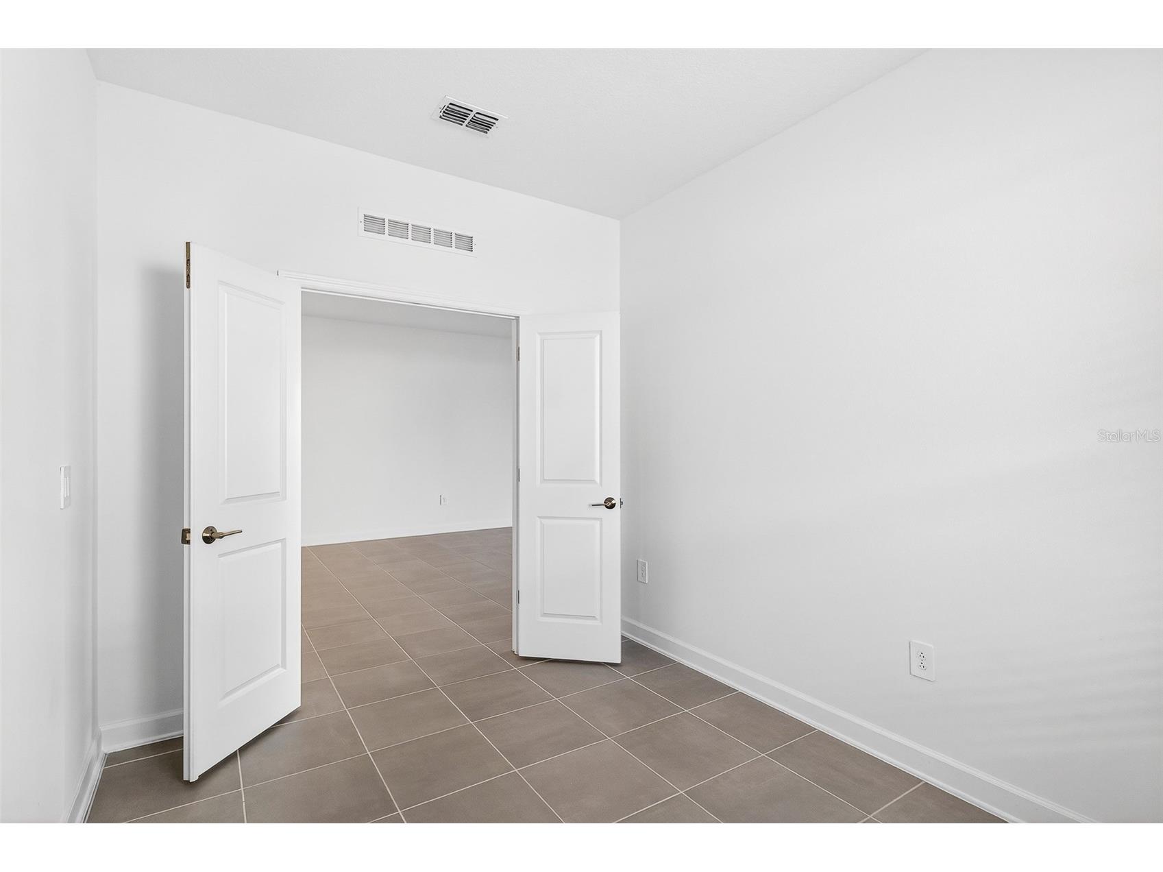 2619 Peace Of Mind Avenue Kissimmee FL 34744 O6370416 image35